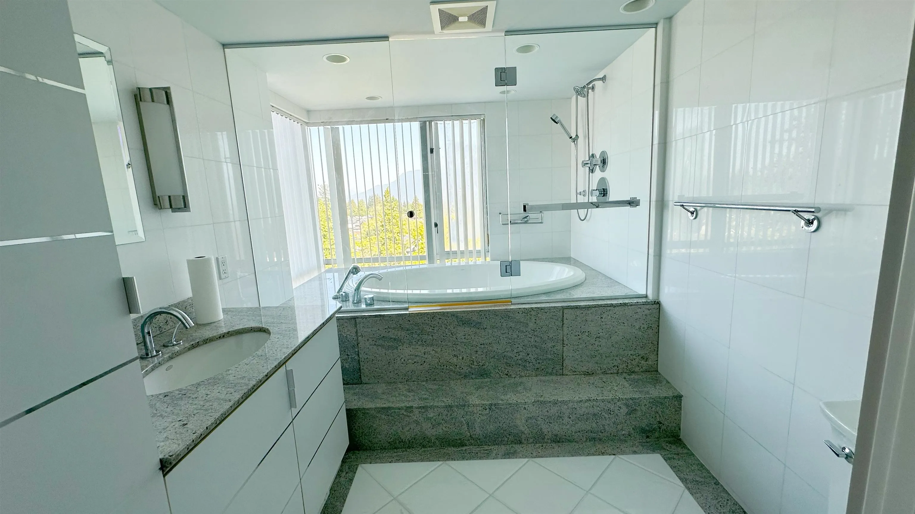 2575 Tolmie Street #10