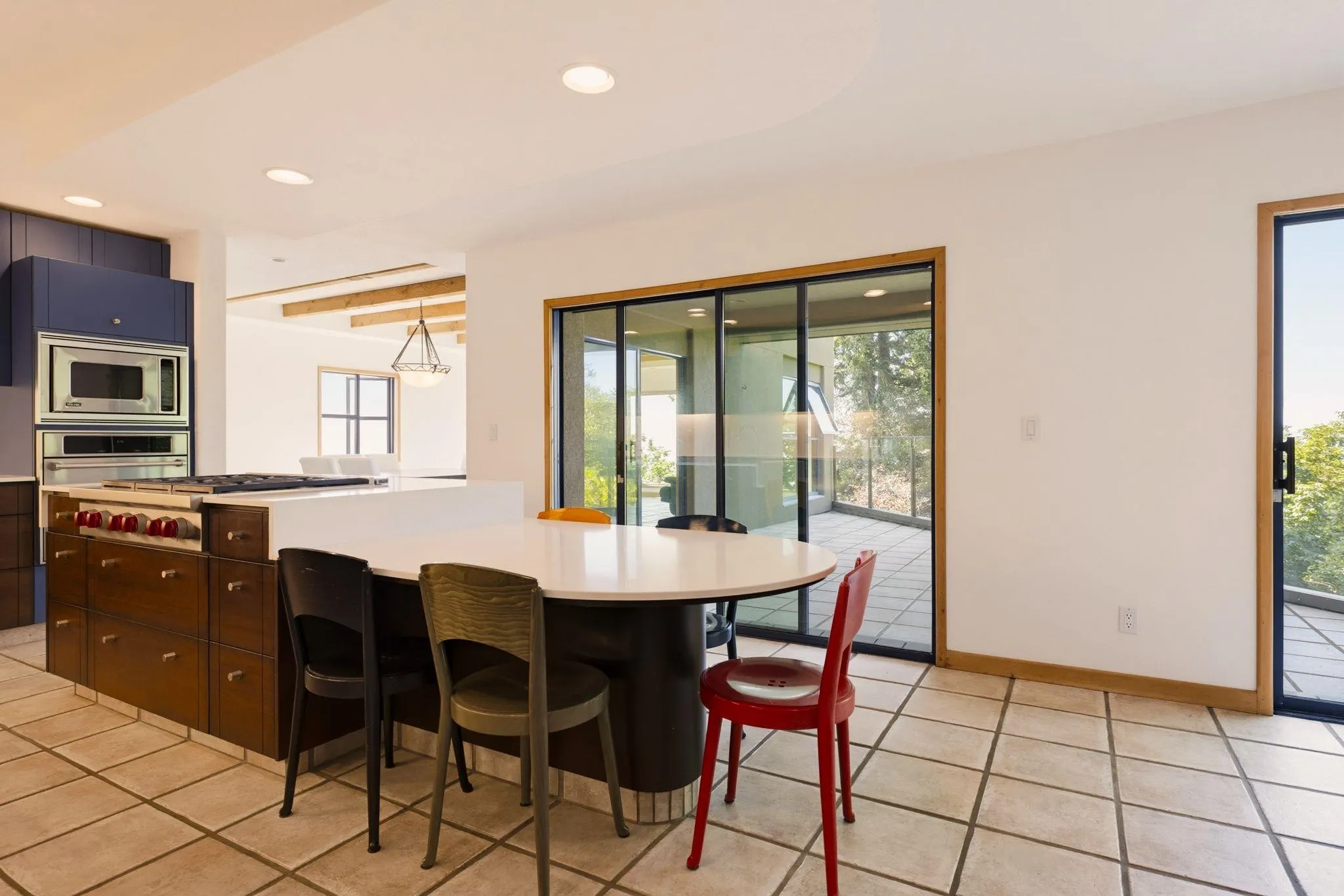 13102 13 Avenue
