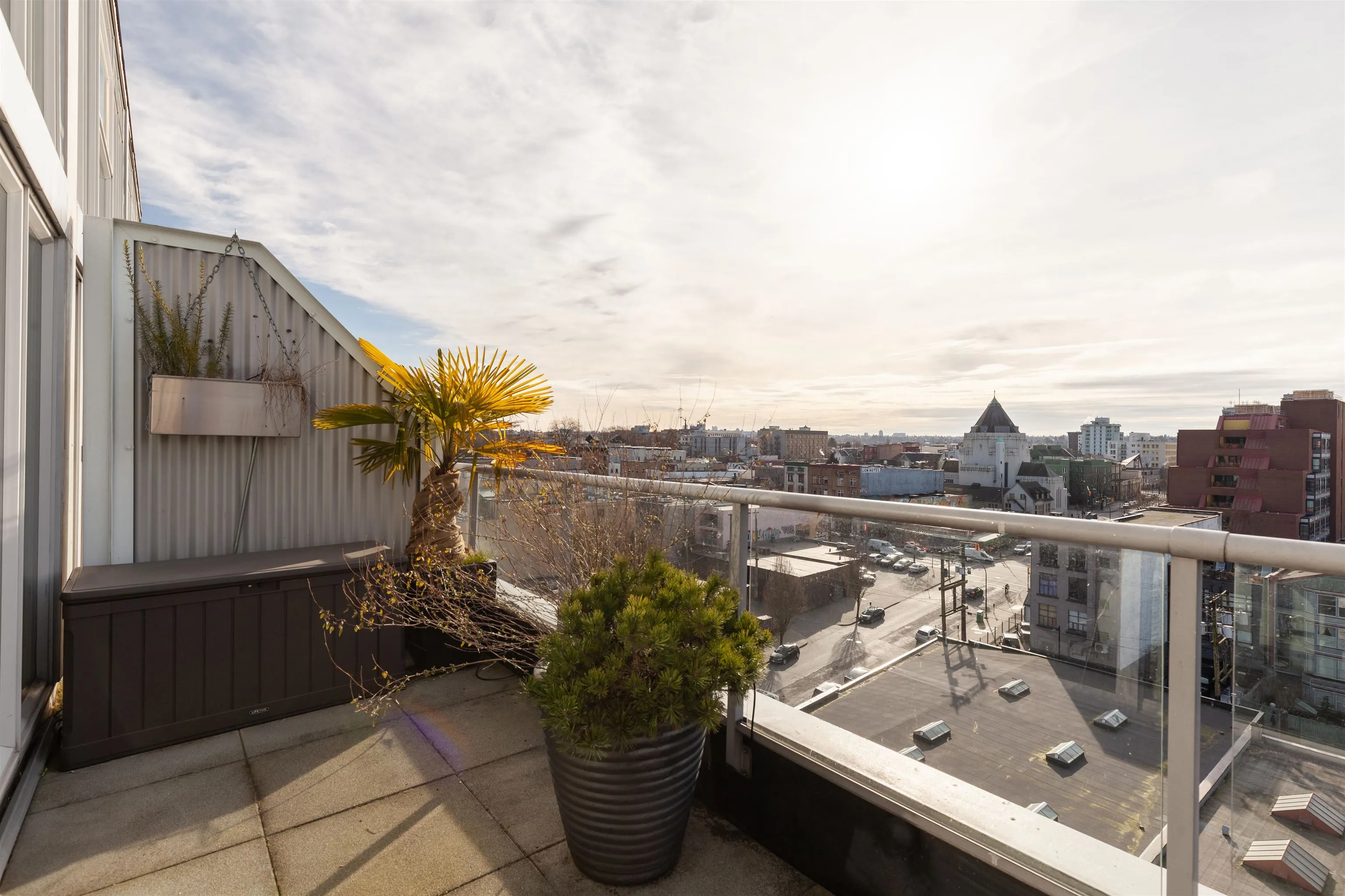 289 Alexander Street #1002