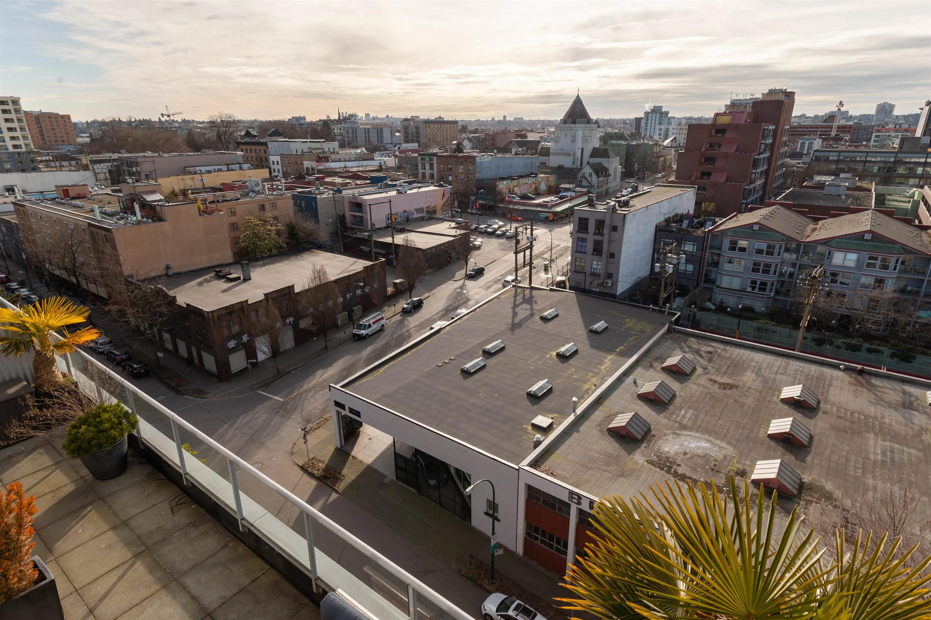 289 Alexander Street #1002