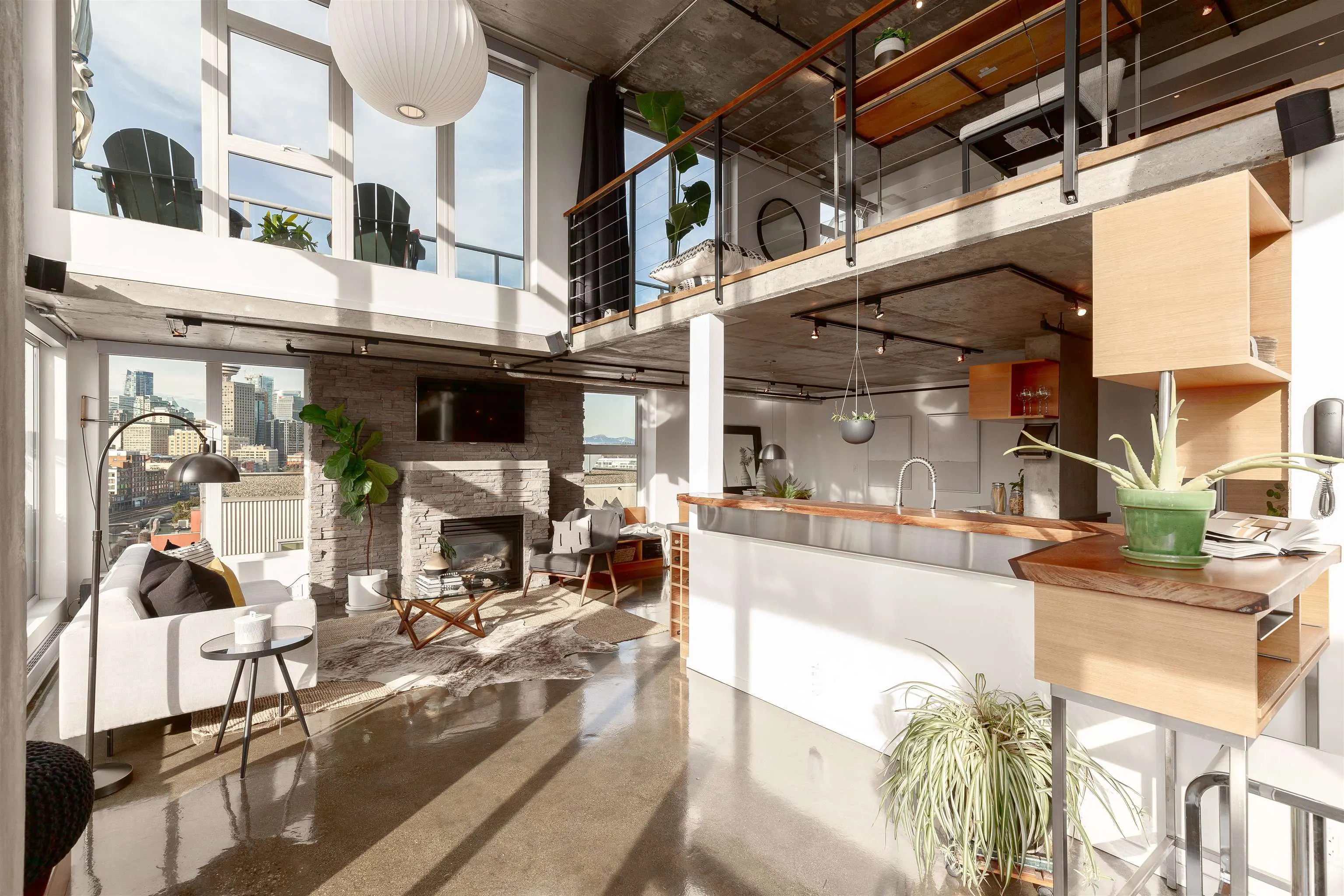 289 Alexander Street #1002