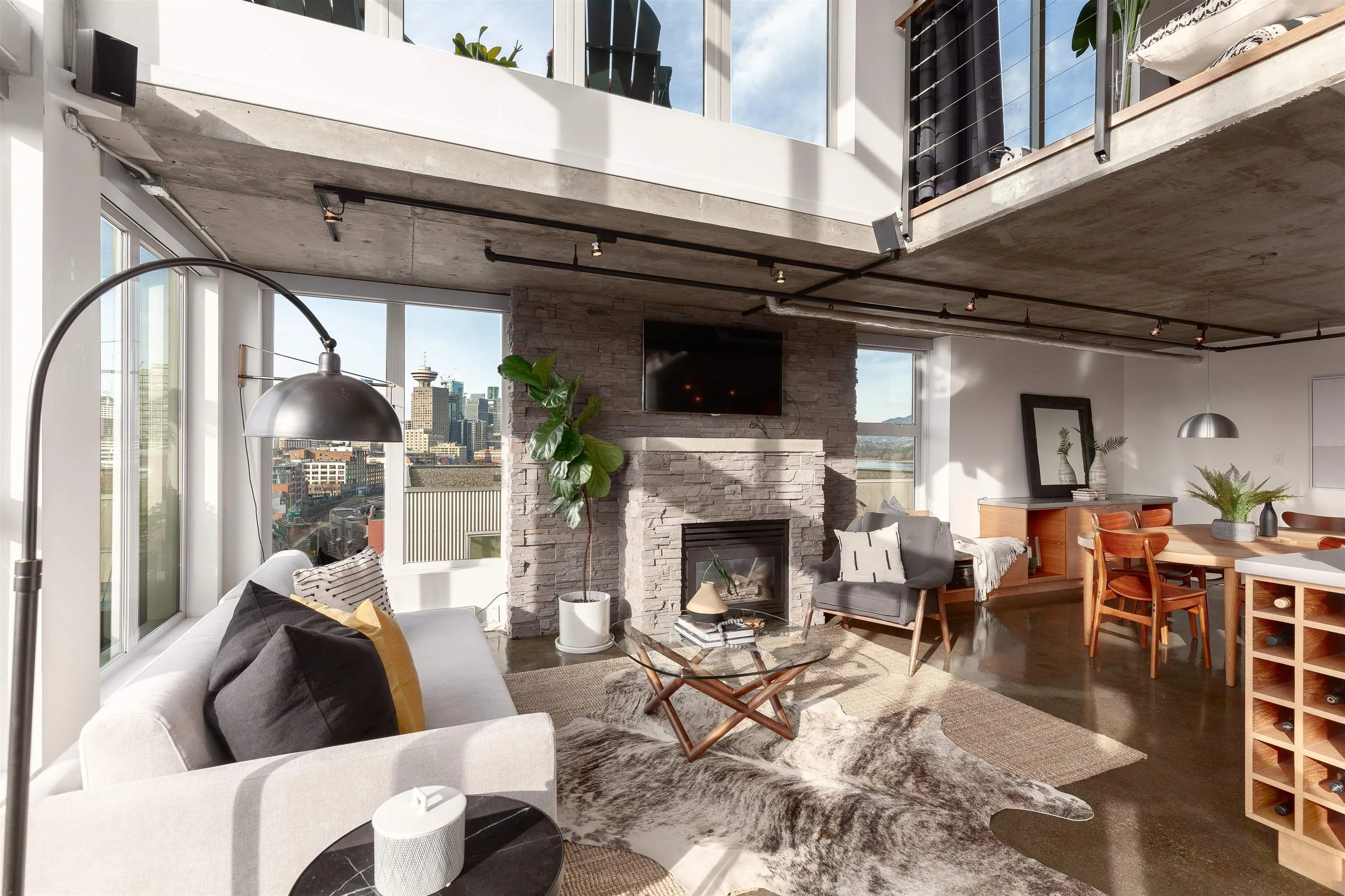 289 Alexander Street #1002