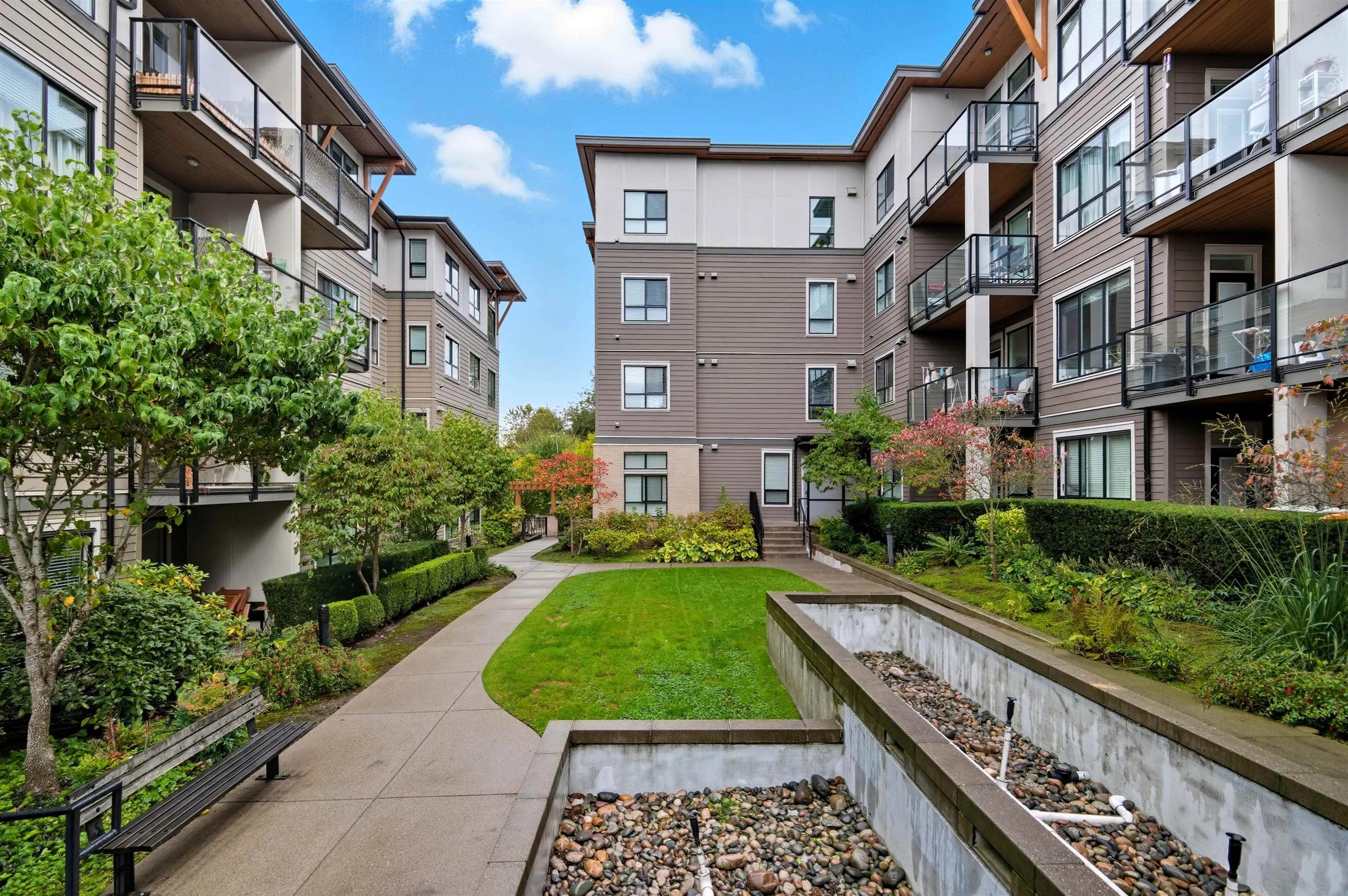 15388 105 Avenue #206