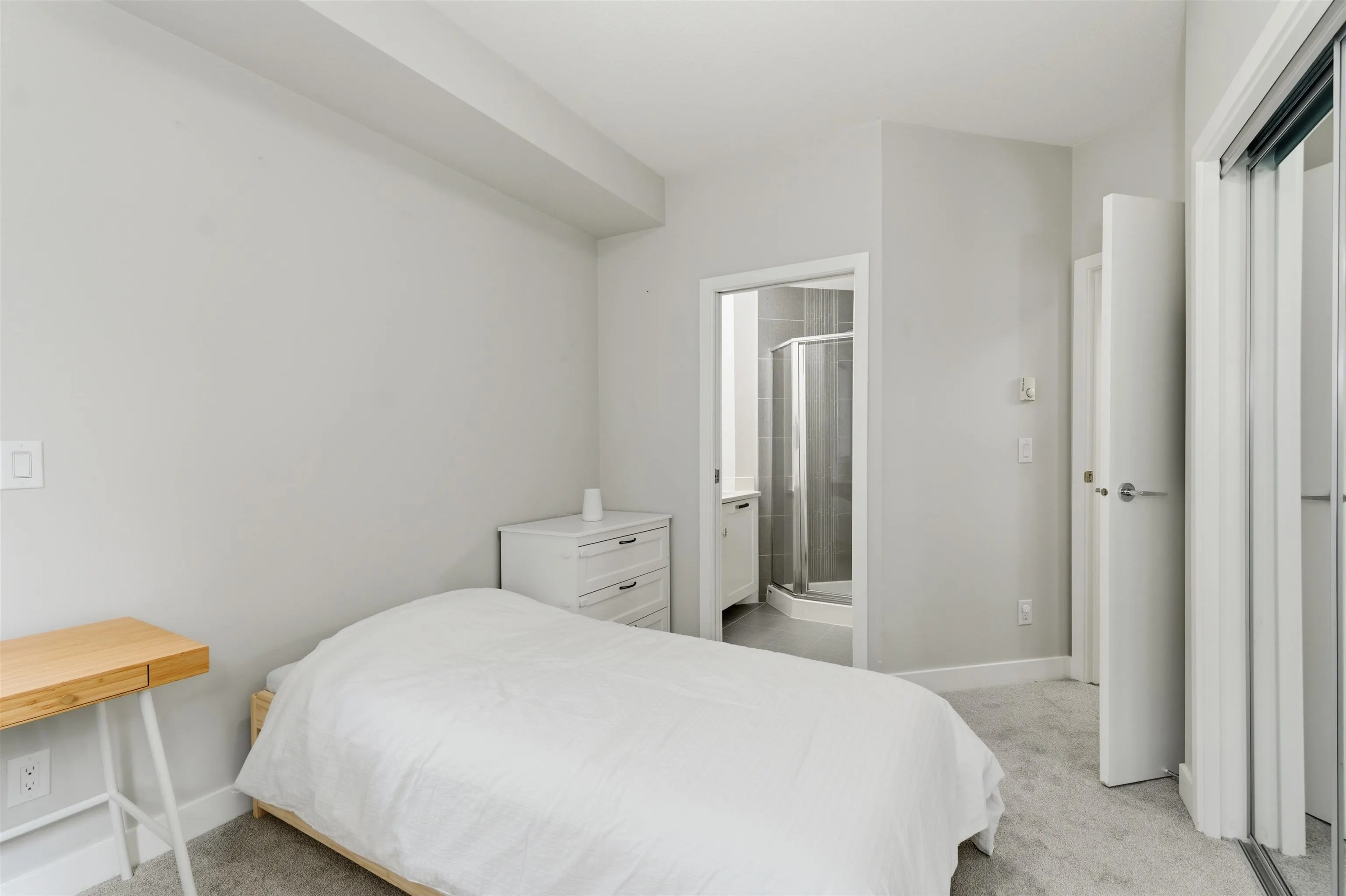 15388 105 Avenue #206