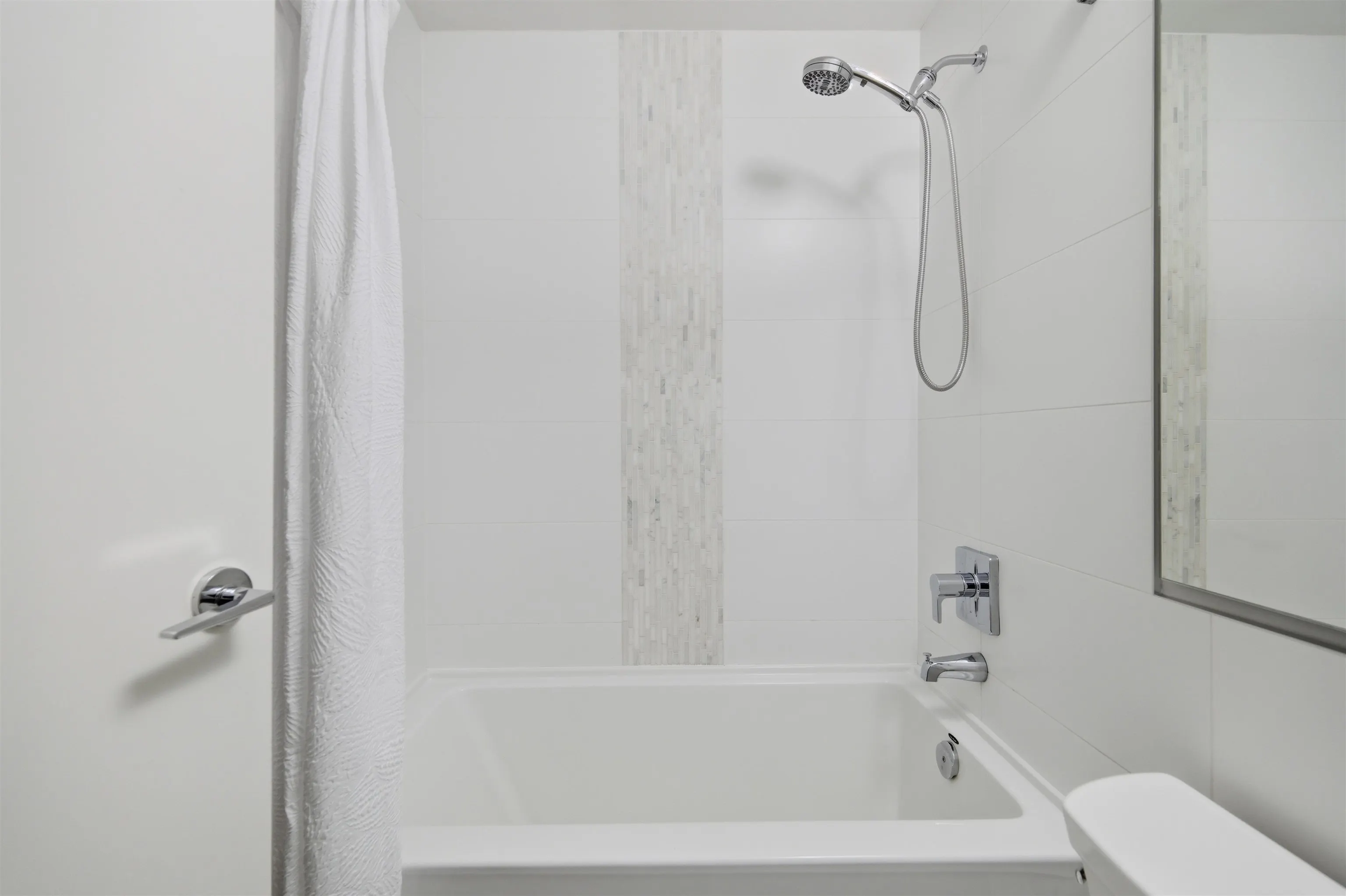15388 105 Avenue #206