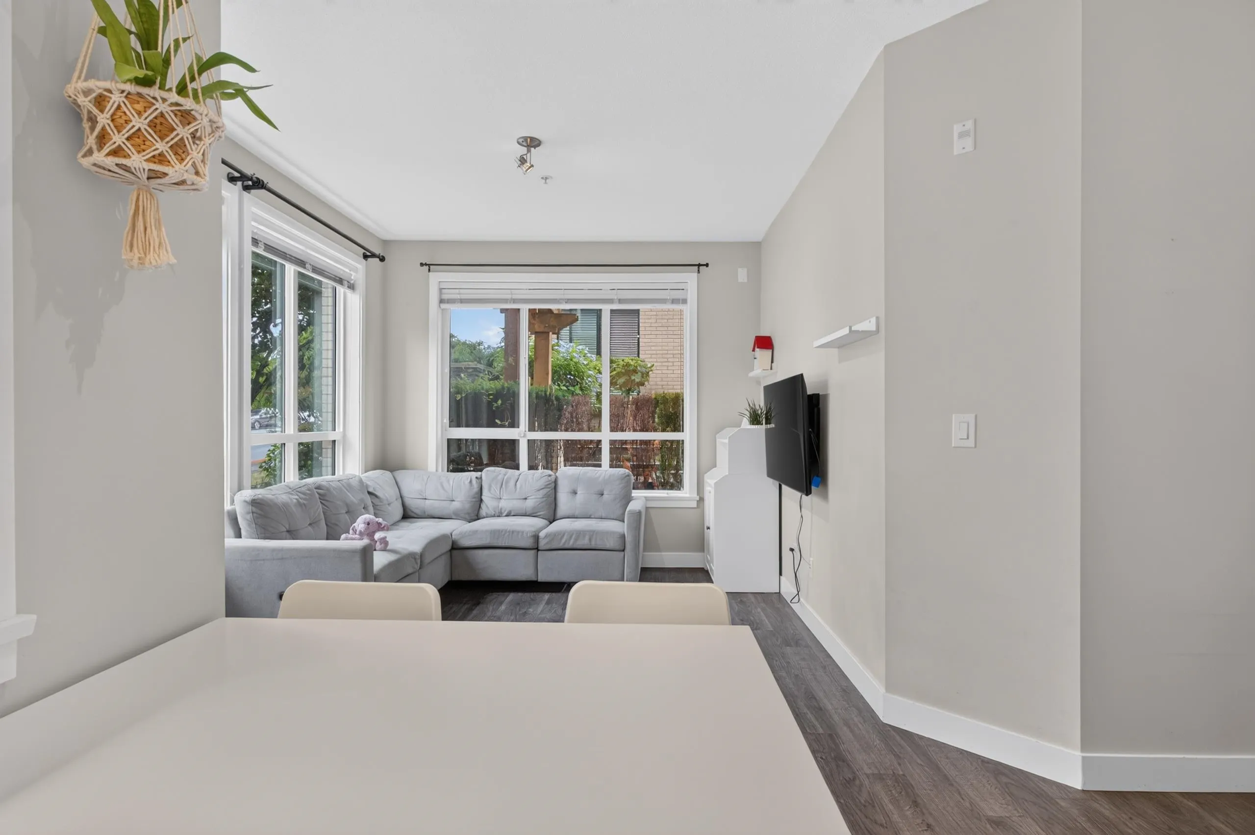 15388 105 Avenue #206