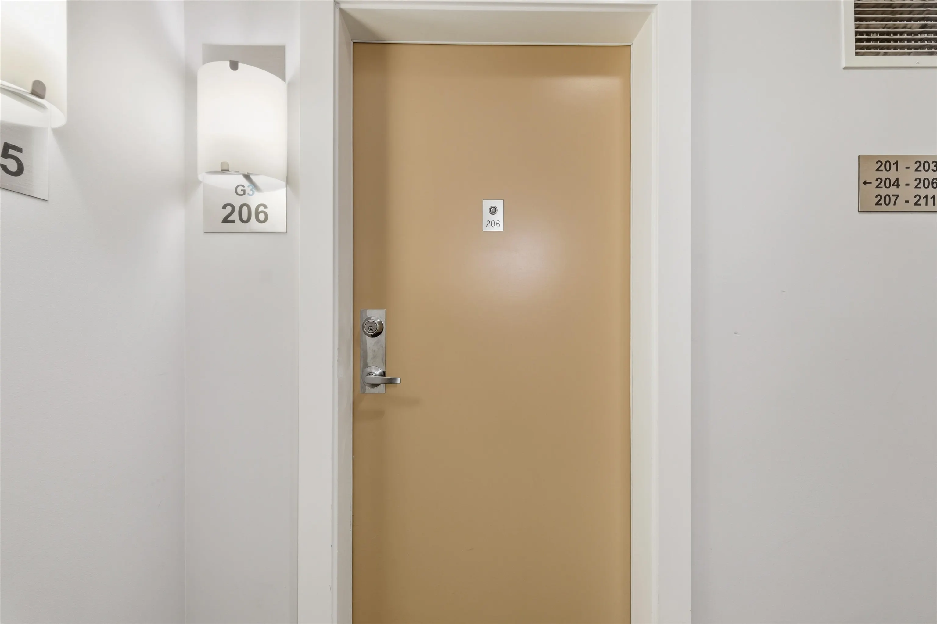 15388 105 Avenue #206