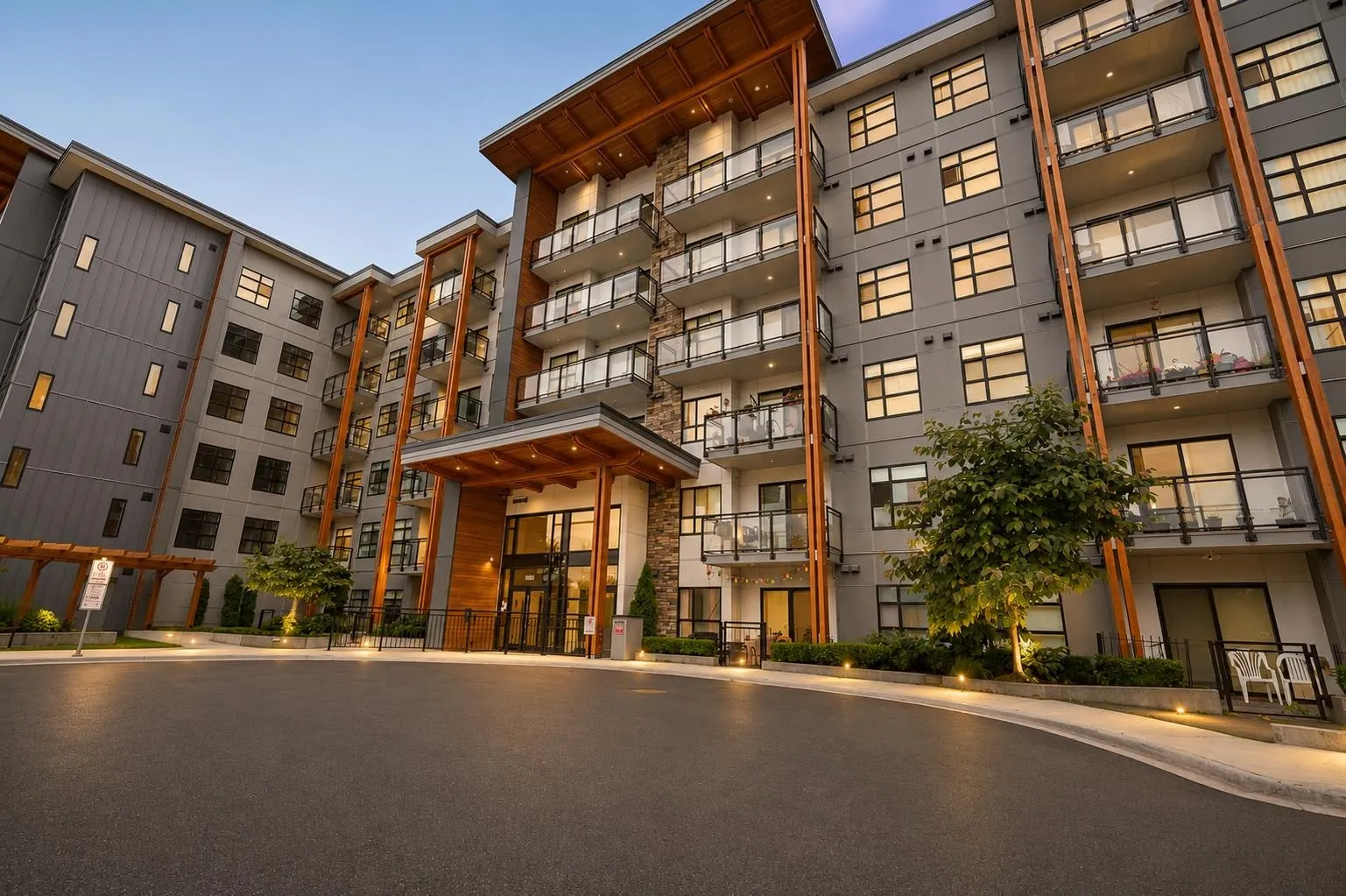 6960 Nicholson Road #101