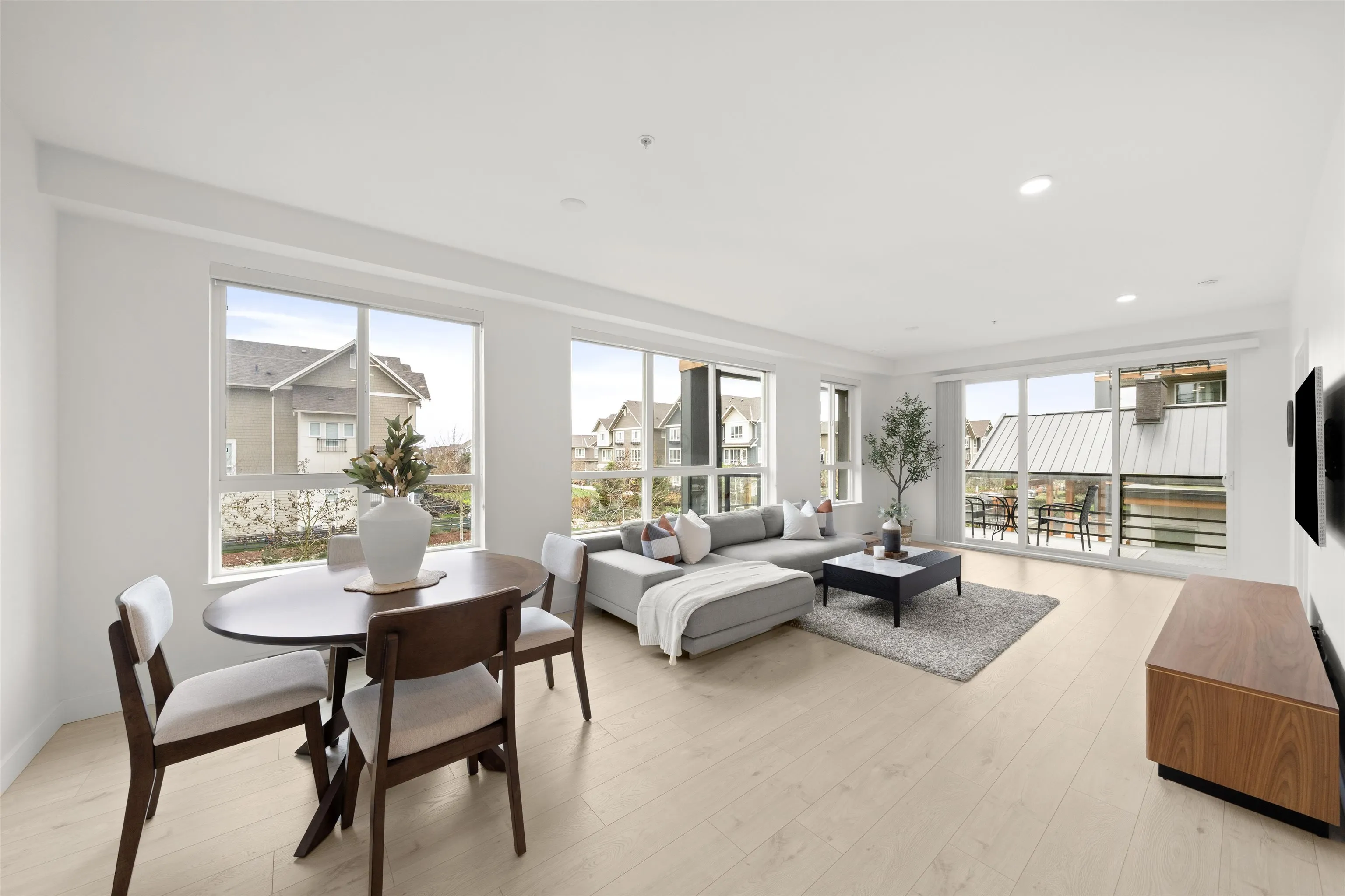 1792 Starling Drive #219