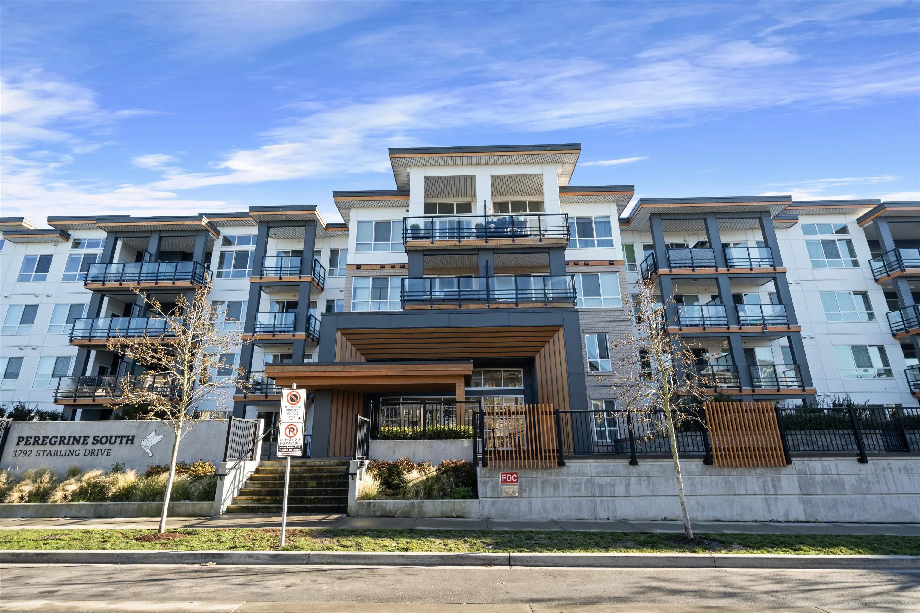 1792 Starling Drive #219