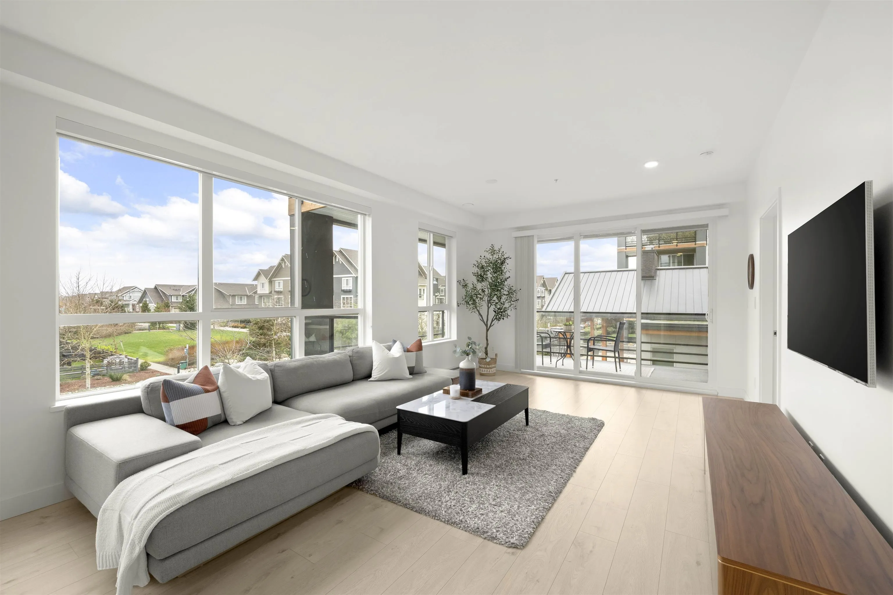 1792 Starling Drive #219