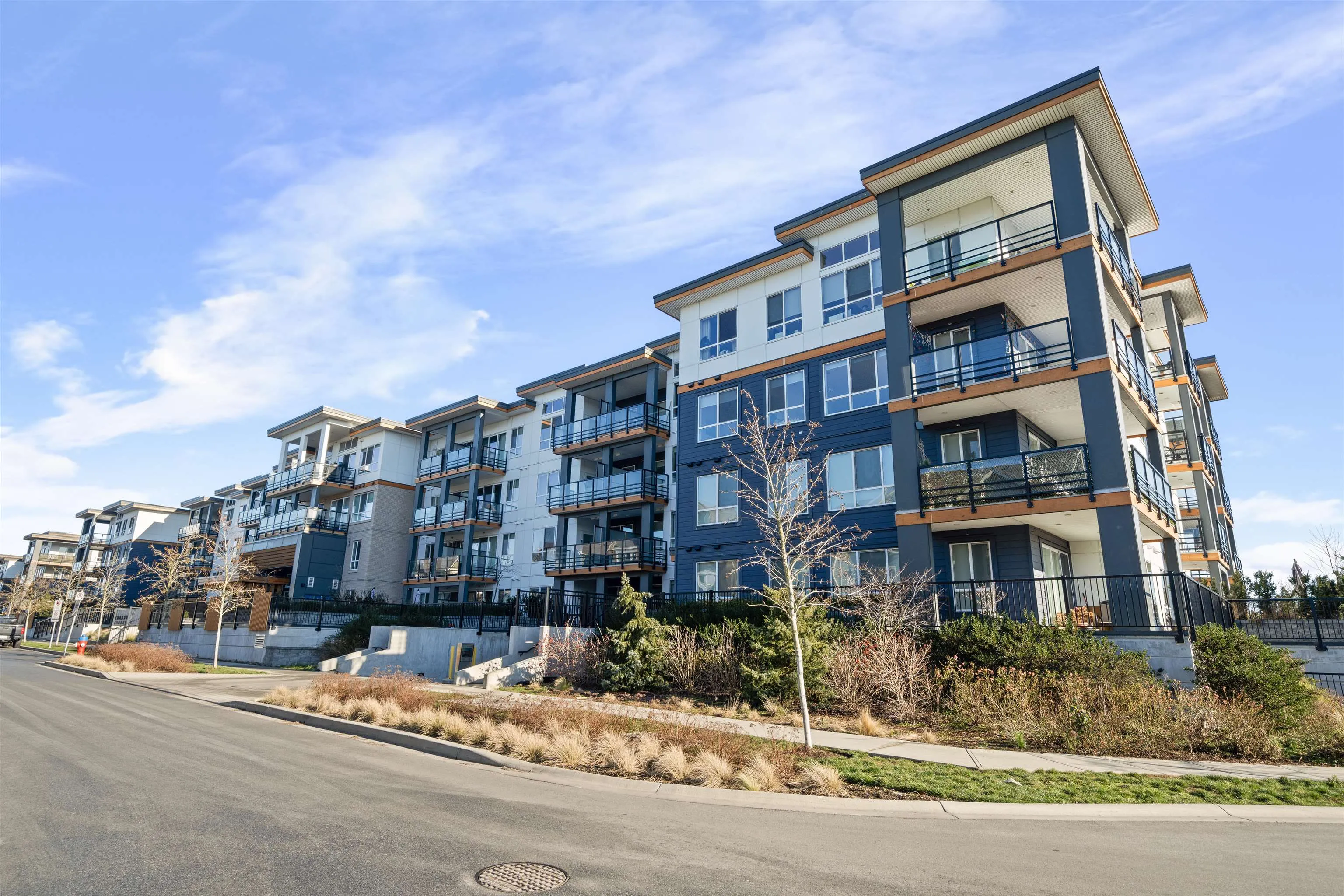 1792 Starling Drive #219
