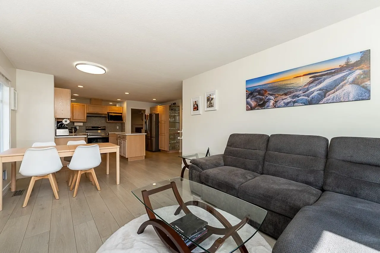 20391 96 Avenue #196
