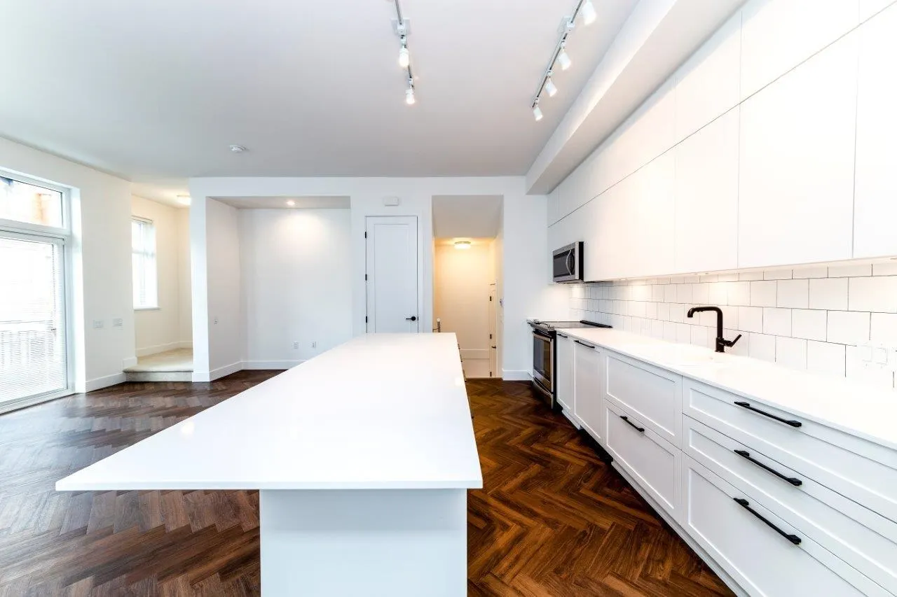 17555 57a Avenue #21
