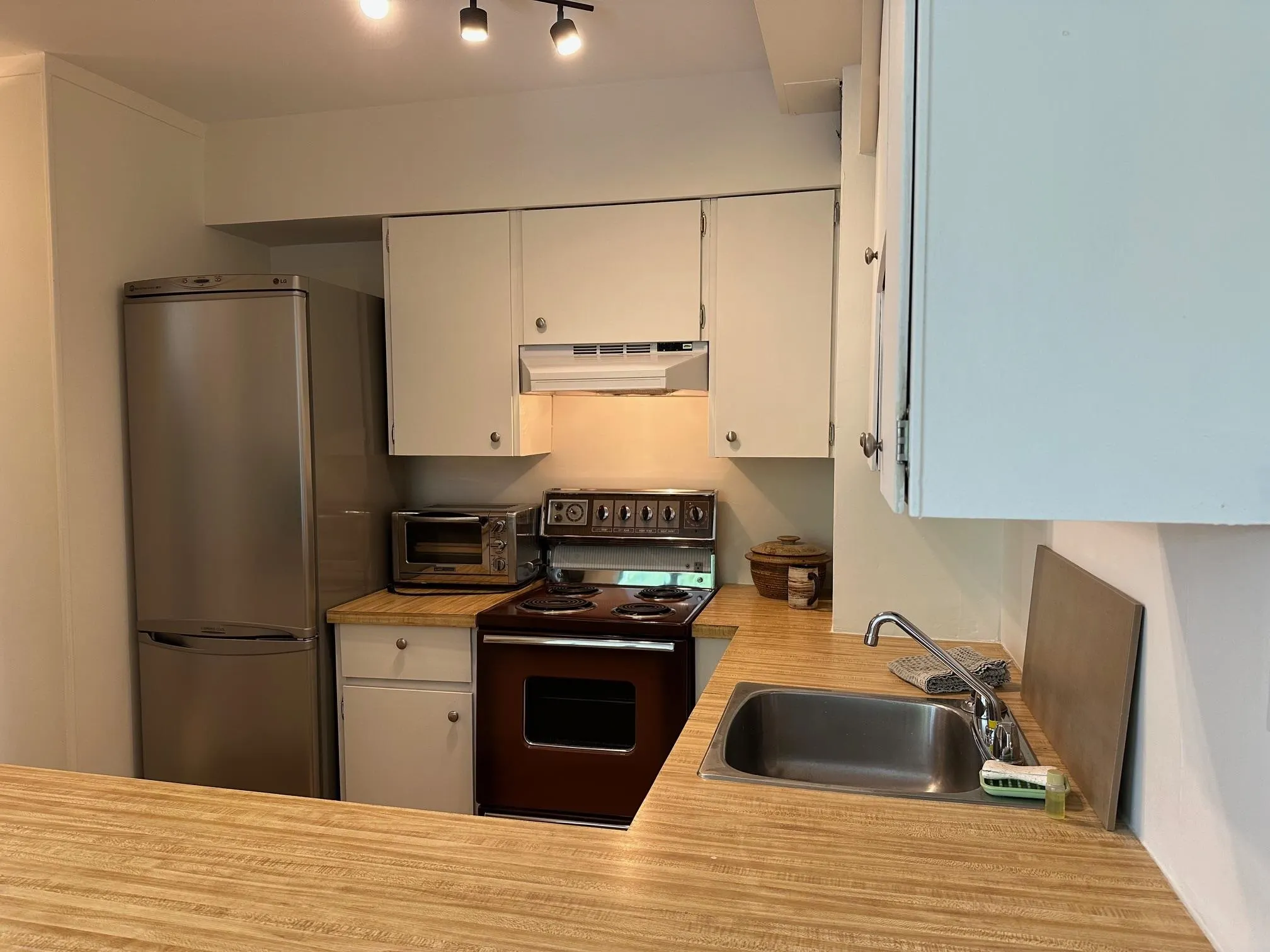 1445 Marpole Avenue #715