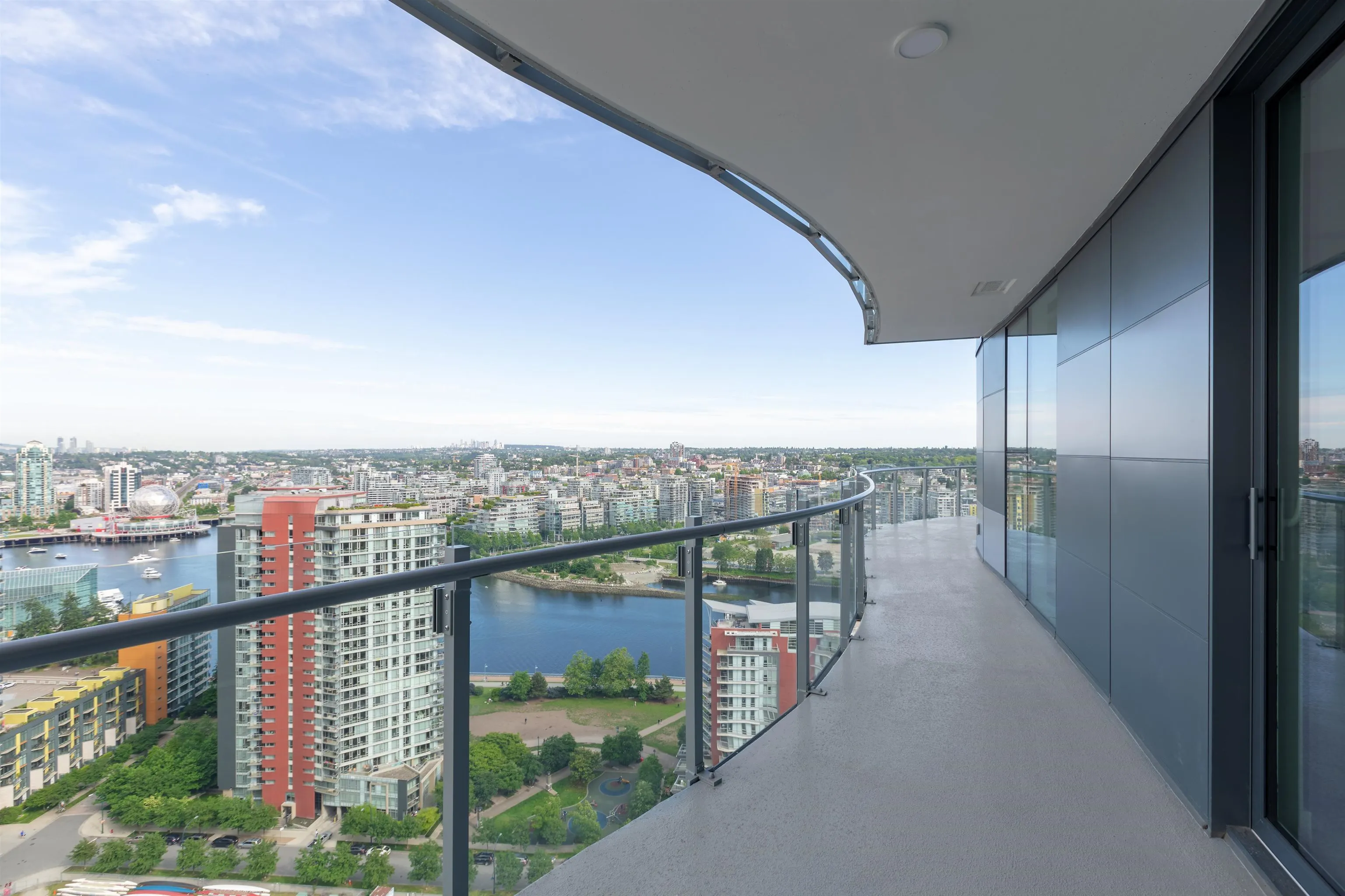 89 Nelson Street #2817