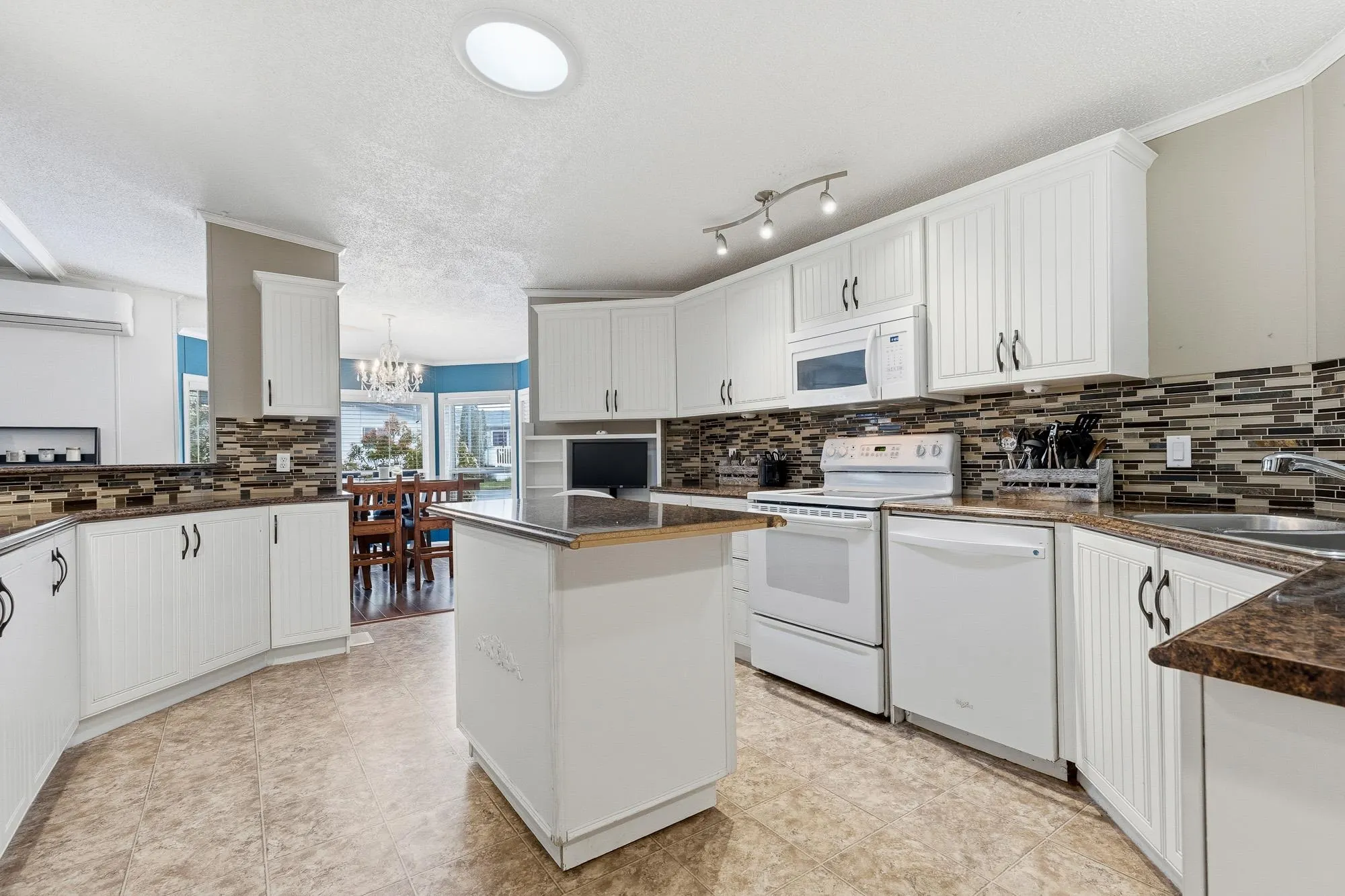 44565 Monte Vista Drive #11