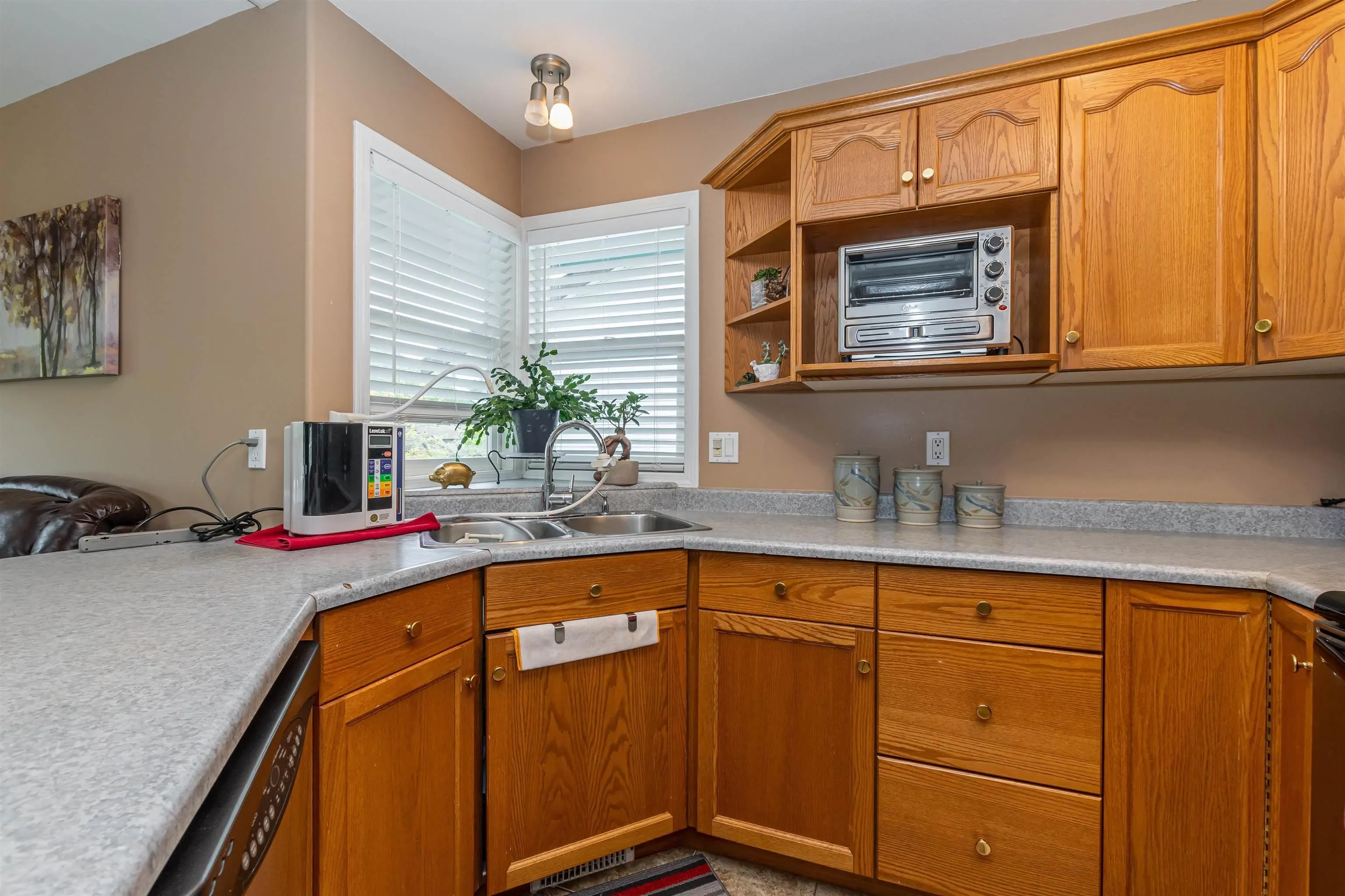 5373 Peach Road #103