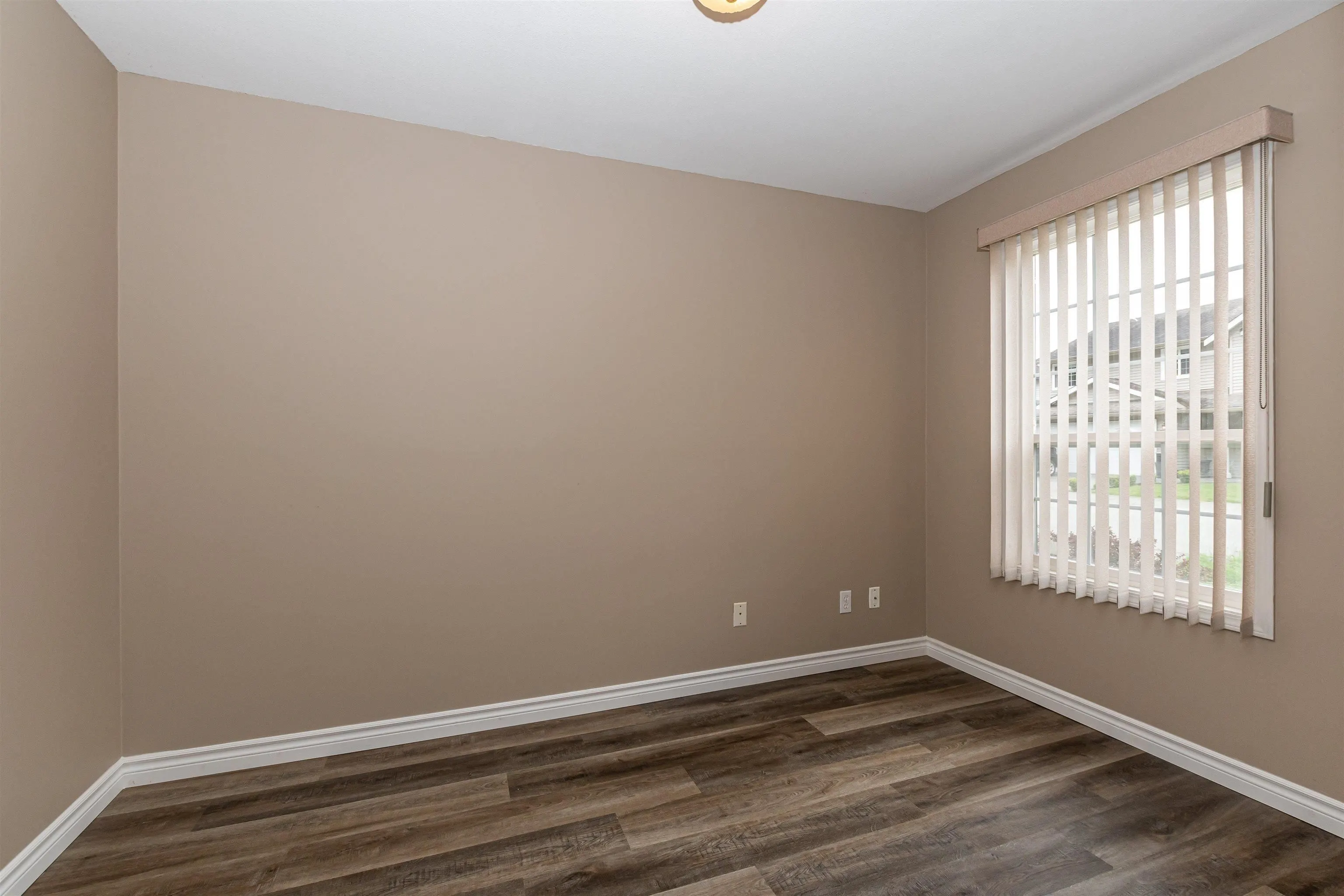 5373 Peach Road #103