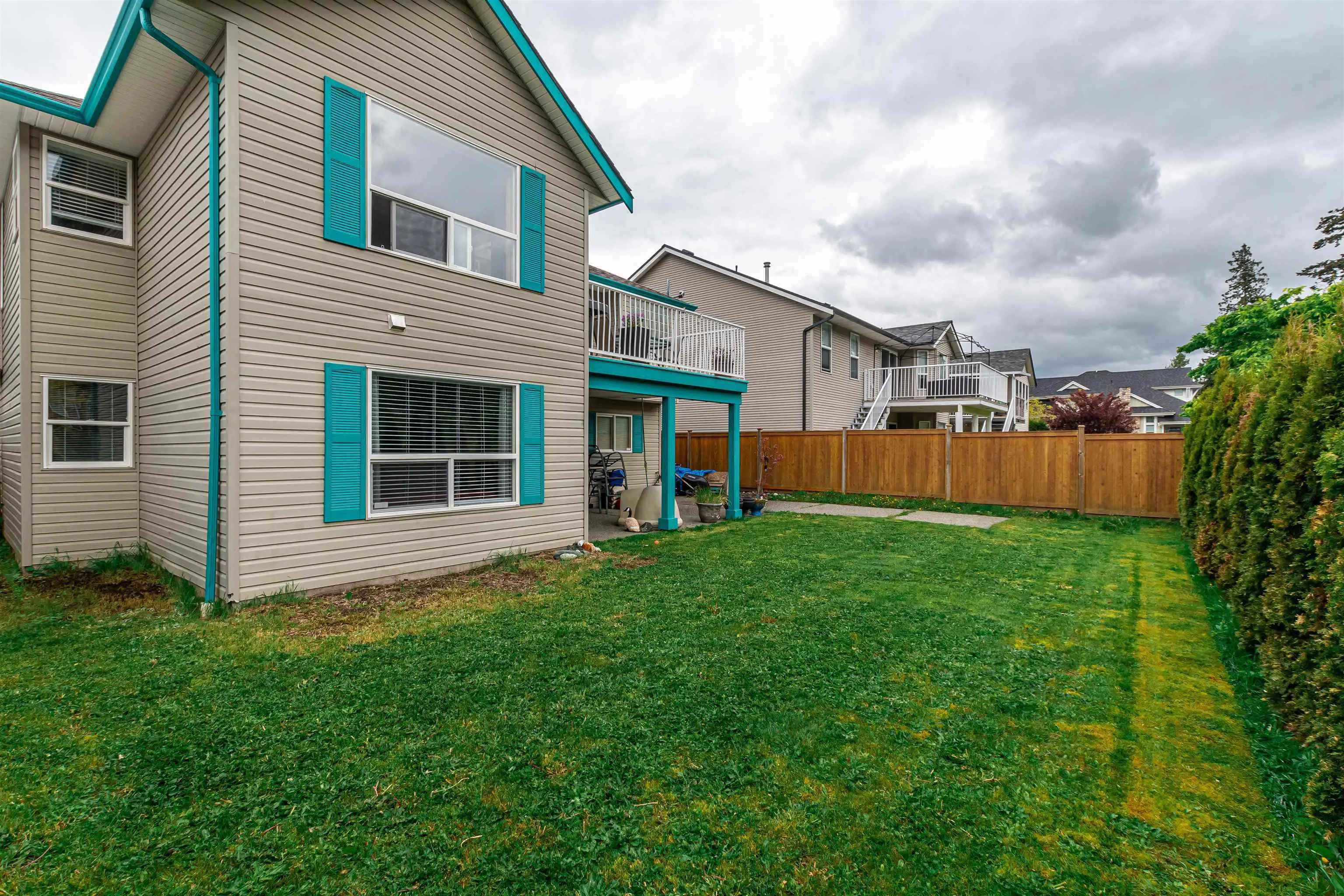 5373 Peach Road #103