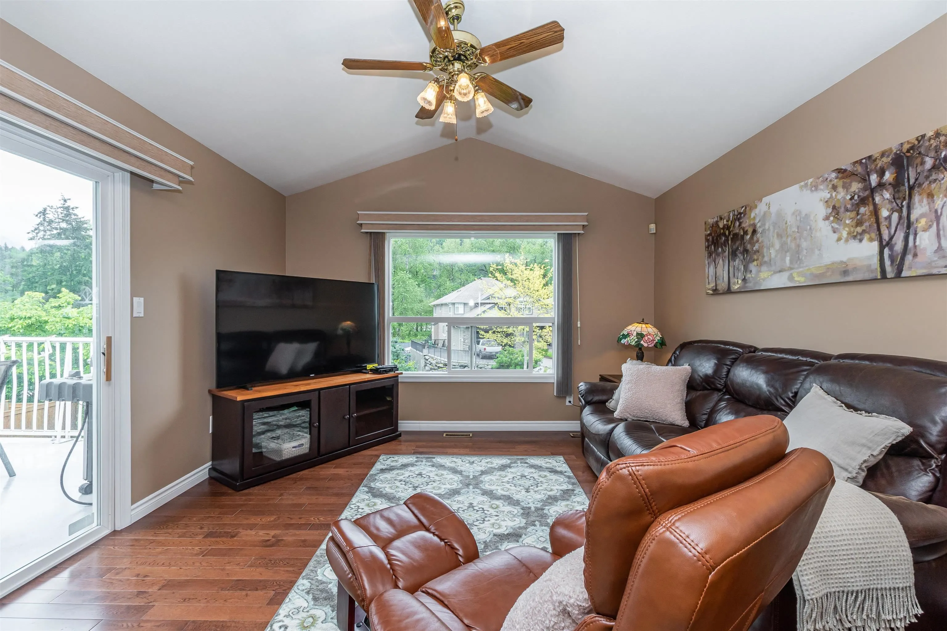 5373 Peach Road #103