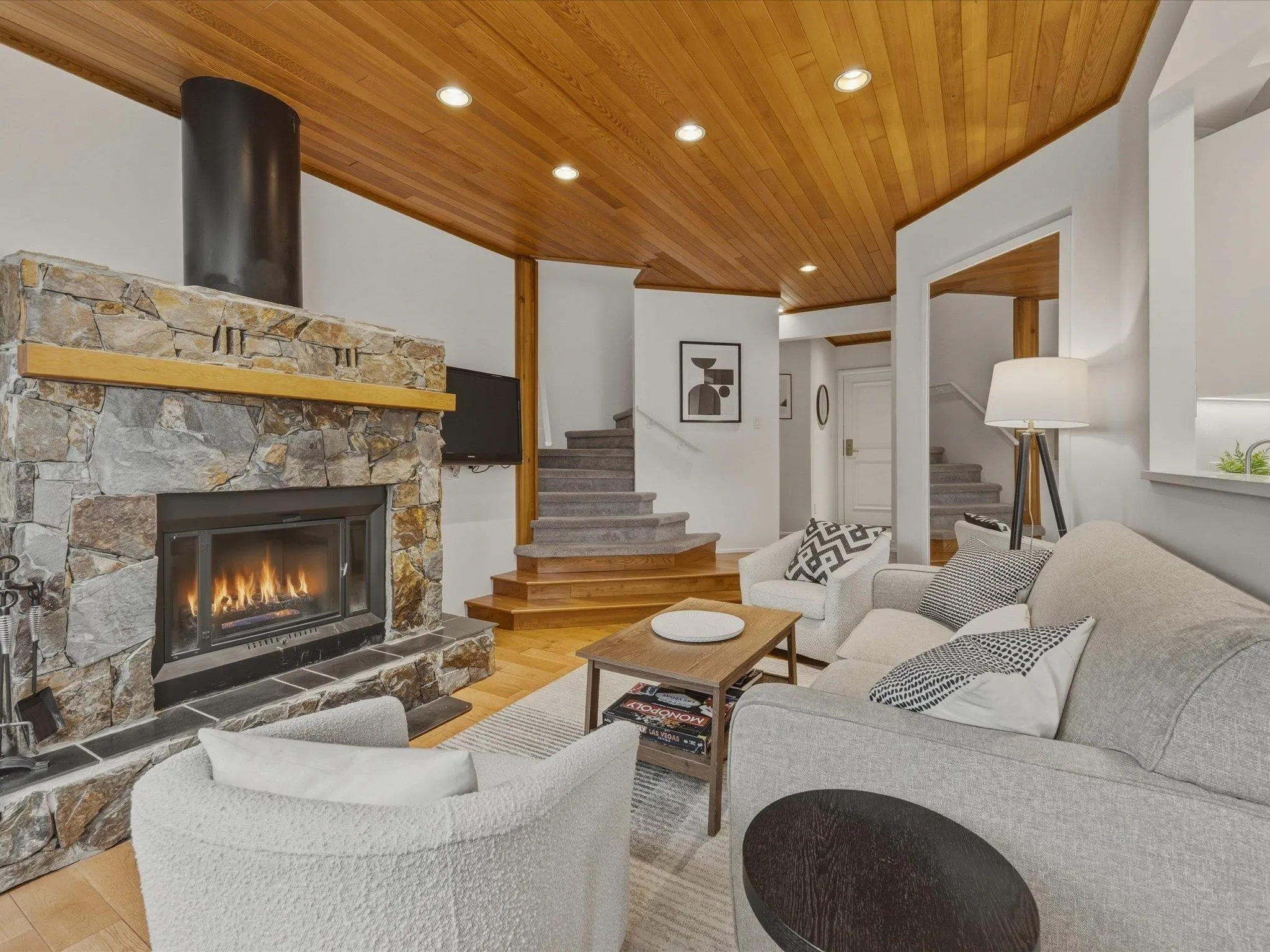 4201 Sunshine Place #5