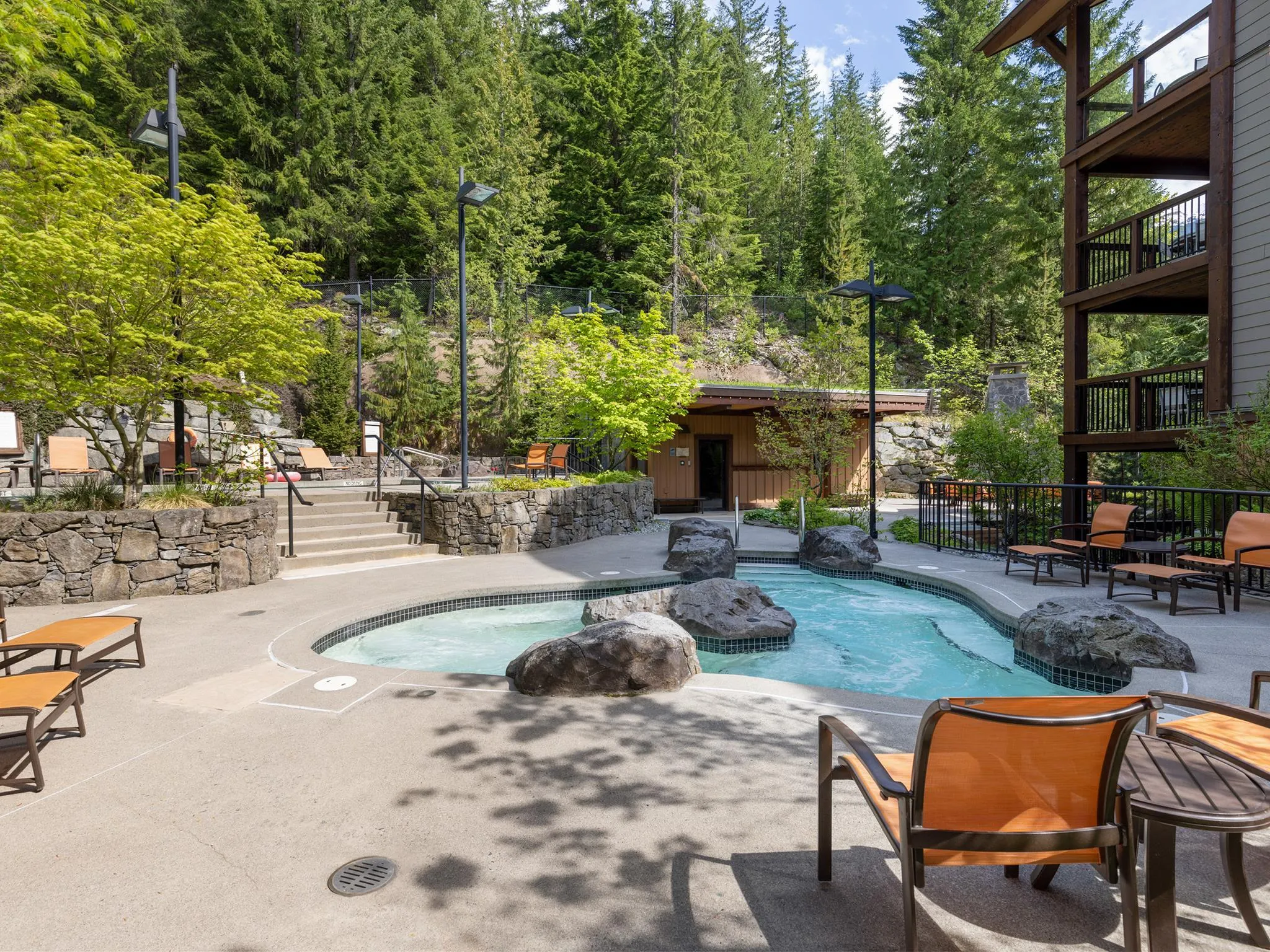 2020 London Lane #206D