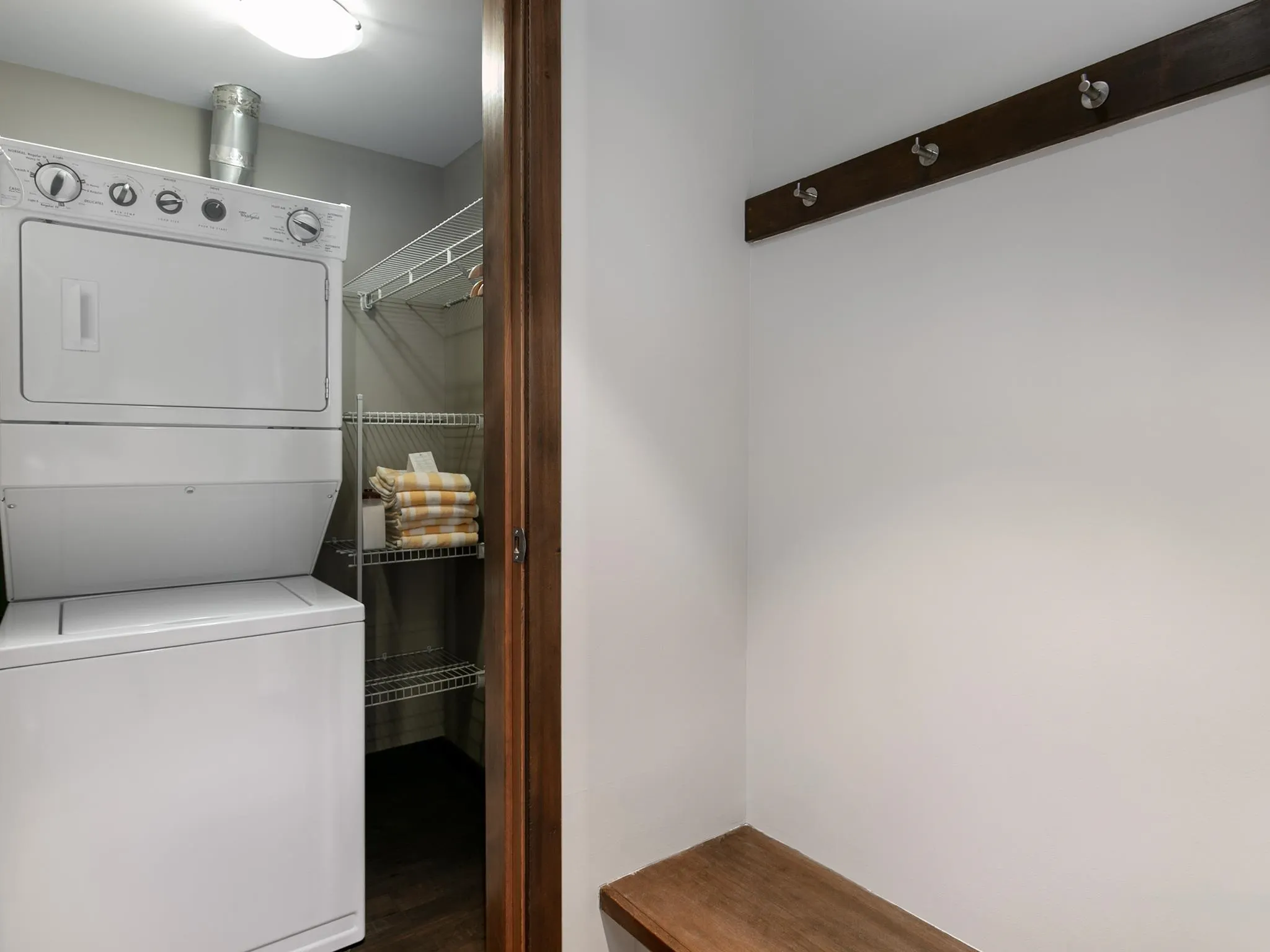 2020 London Lane #206D