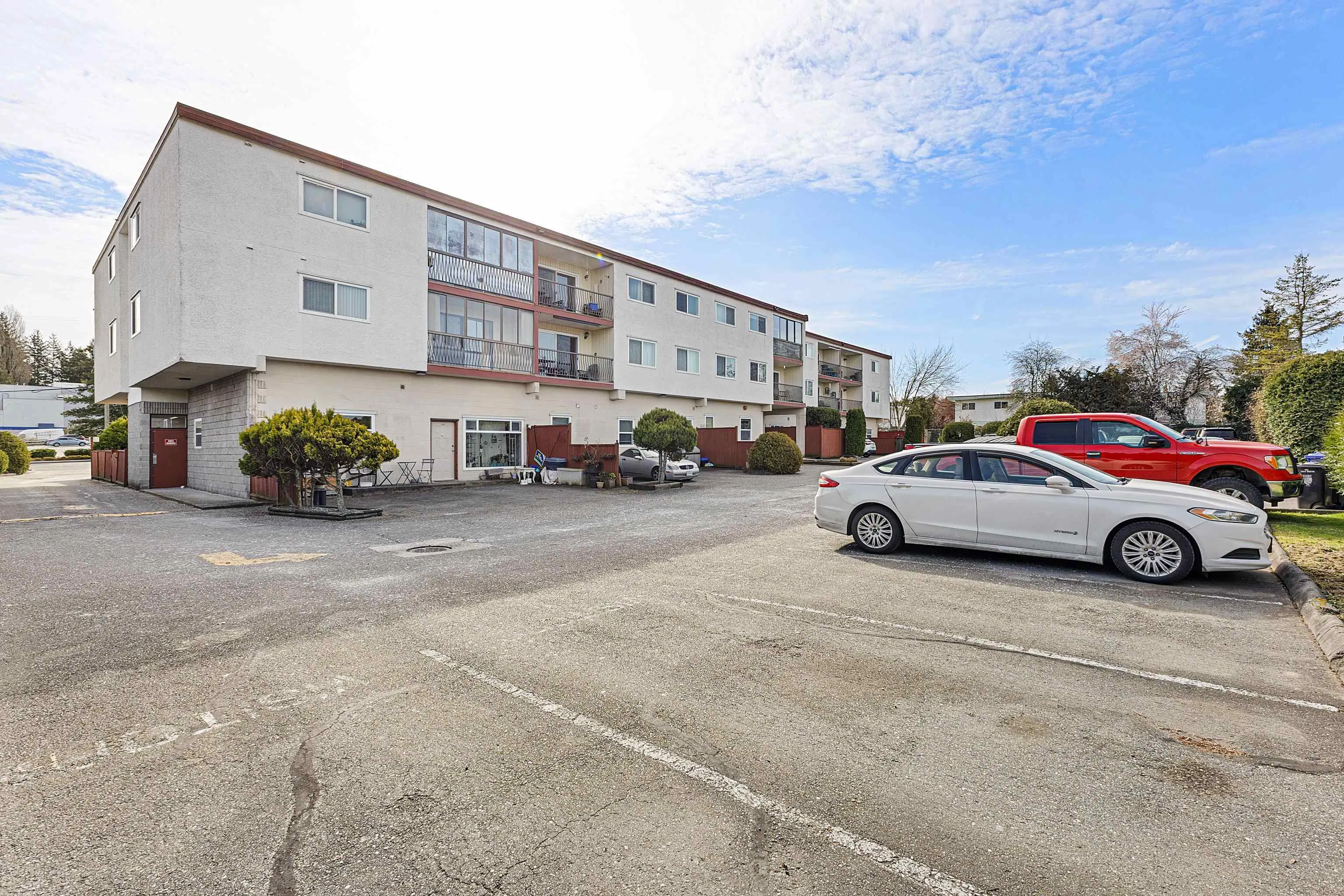 3043 270 Street #205