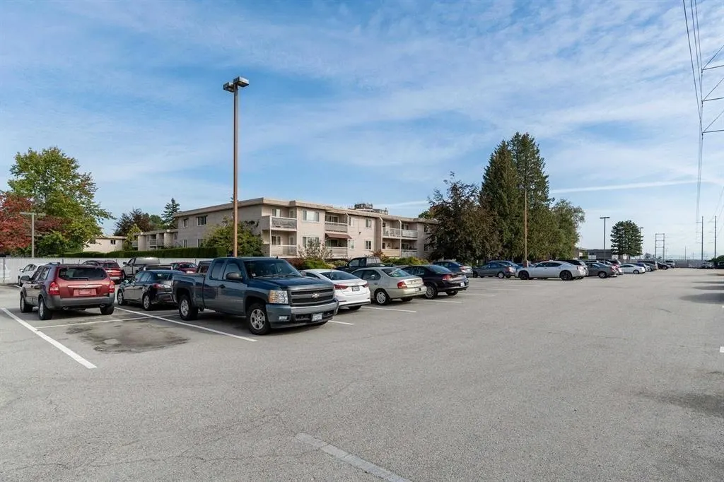 11806 88 Avenue #123