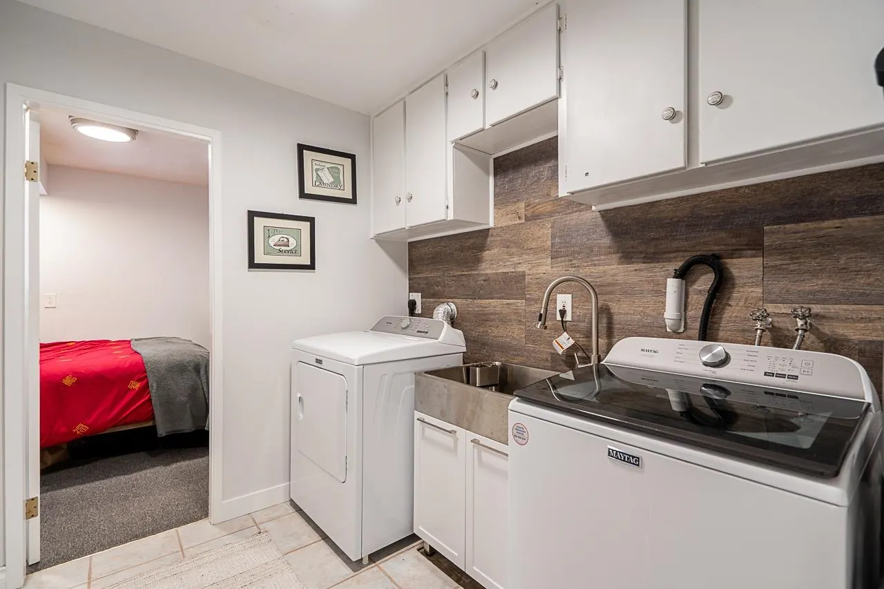 1062 Spar Drive