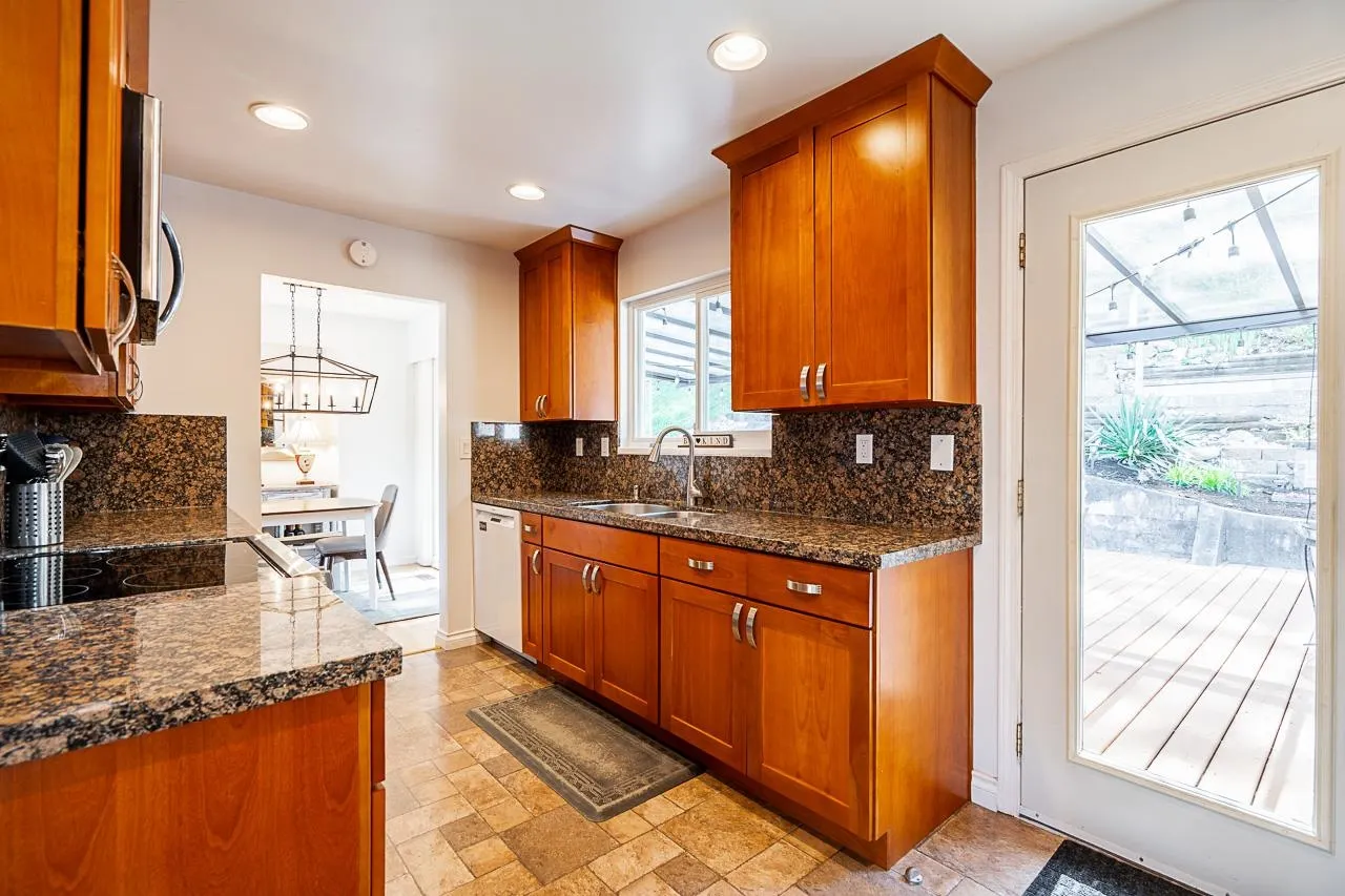1062 Spar Drive