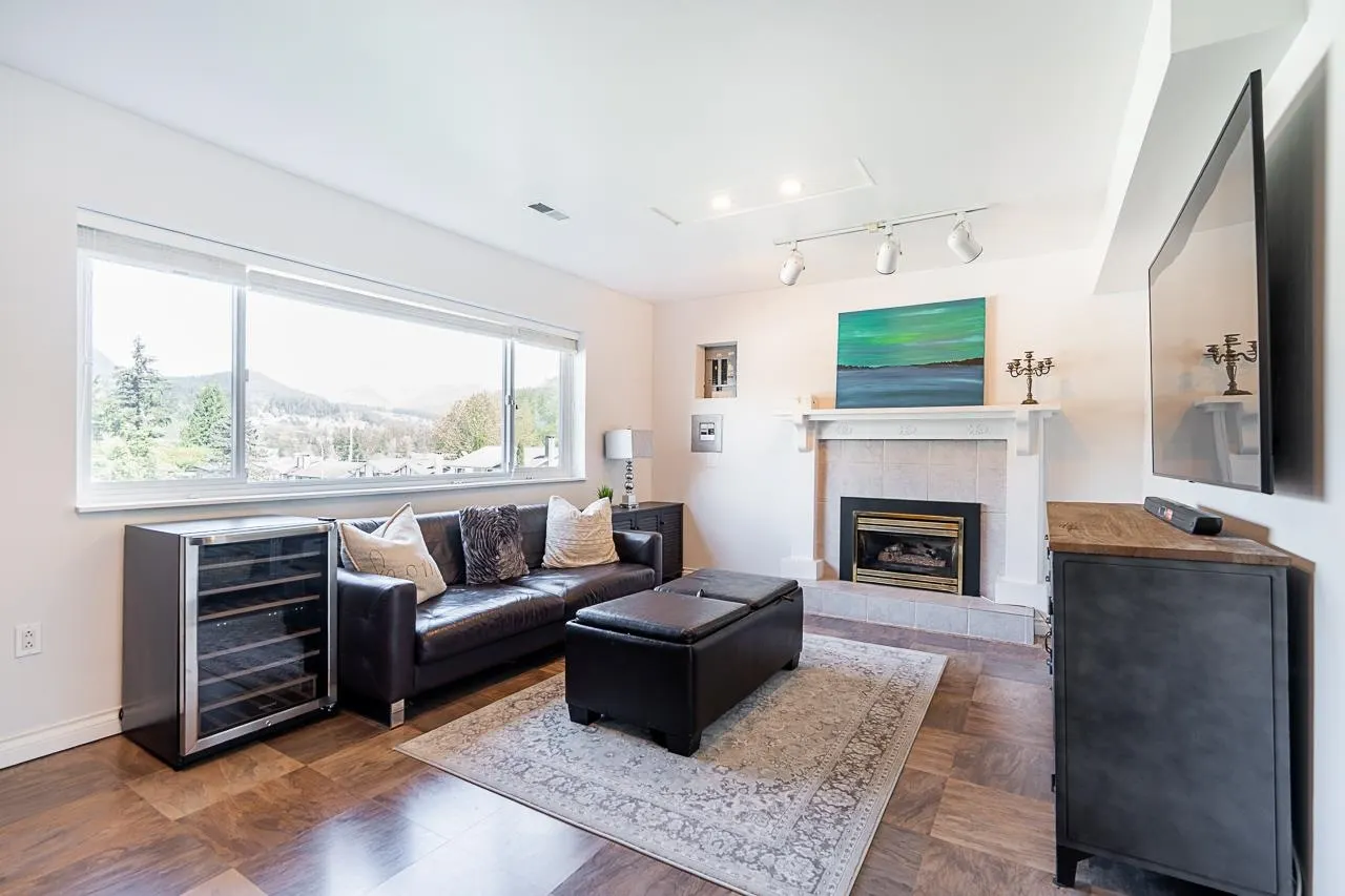 1062 Spar Drive