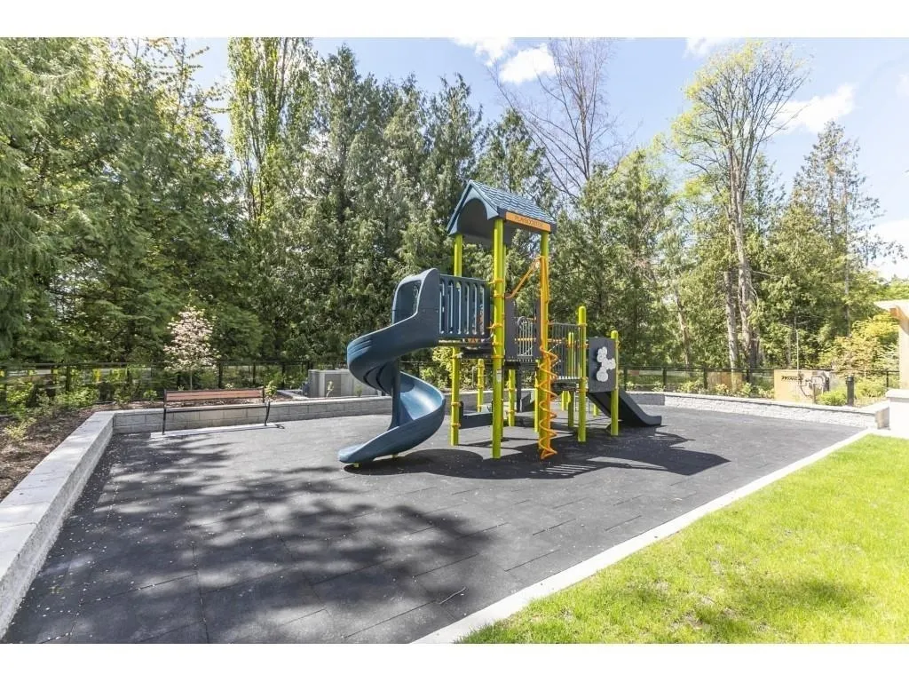 5415 Brydon Crescent #109