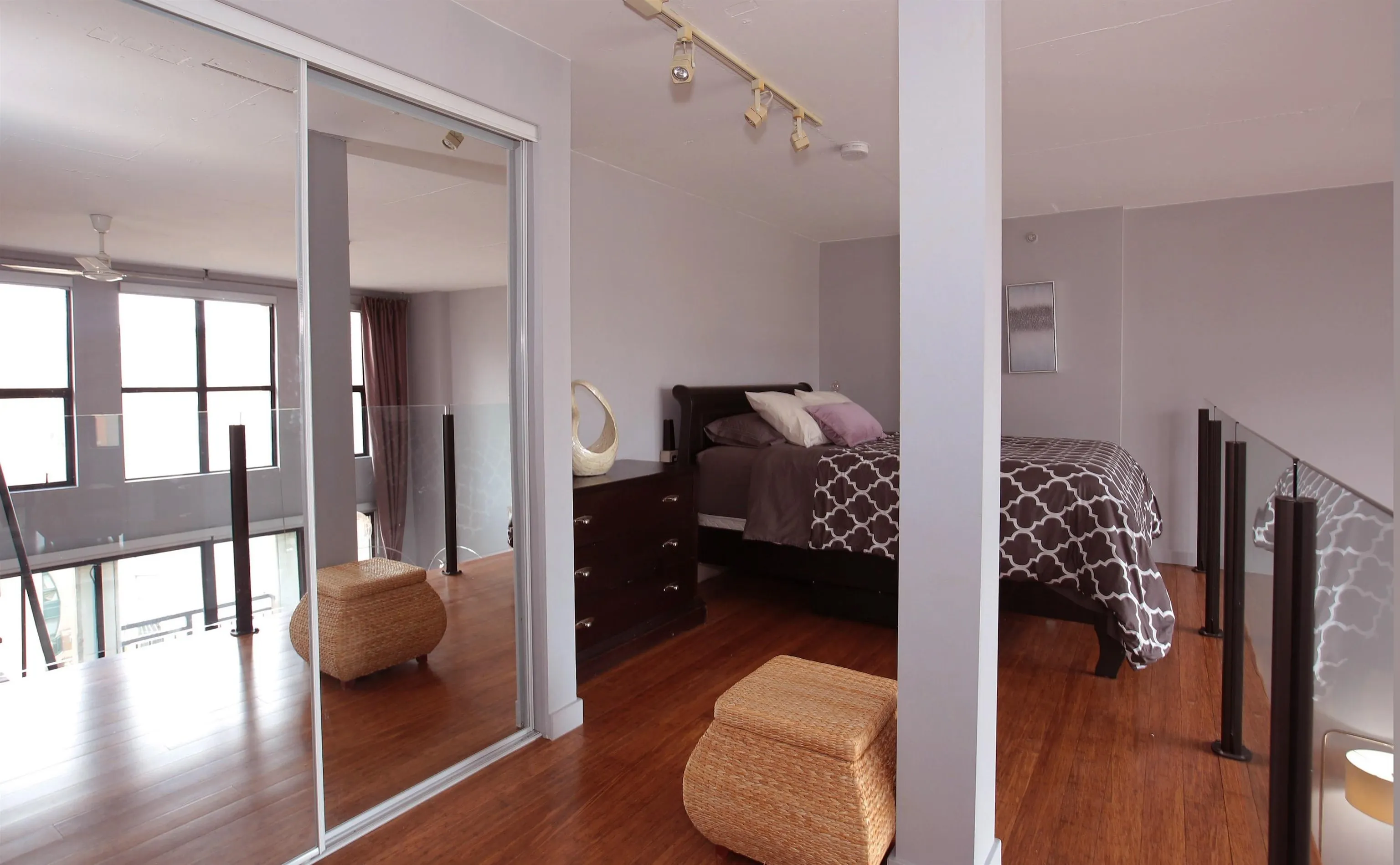 22 E Cordova Street #511