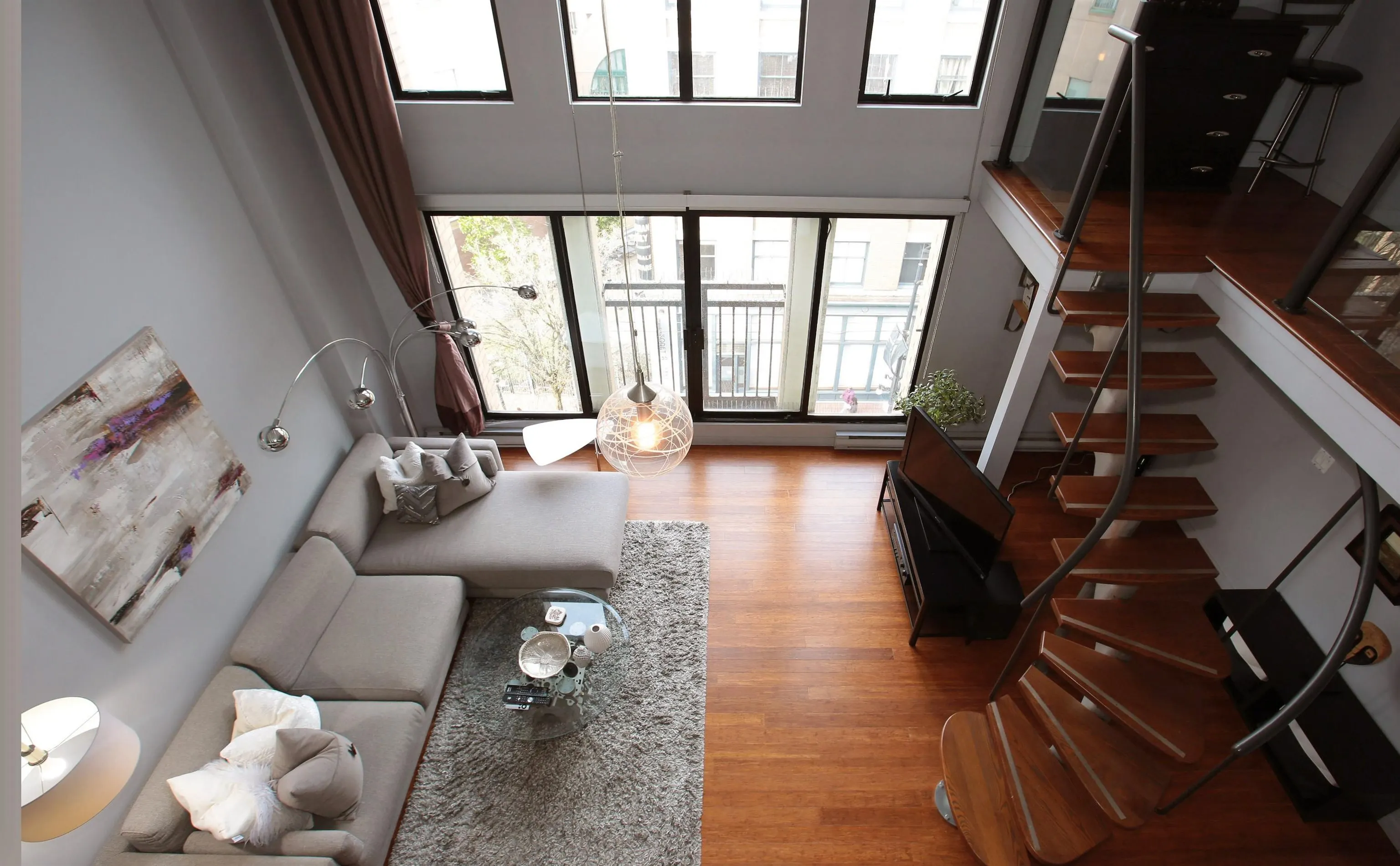 22 E Cordova Street #511