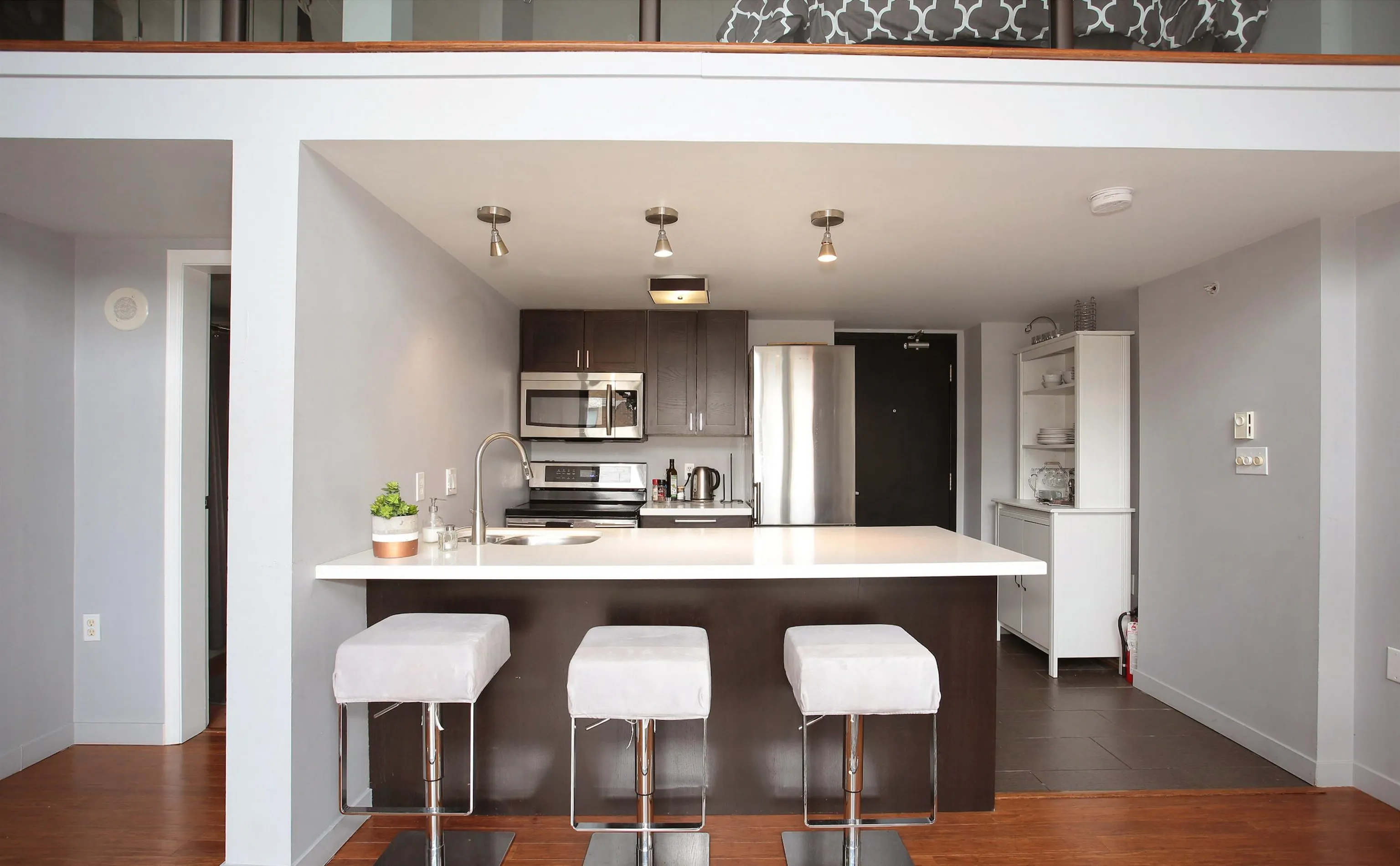 22 E Cordova Street #511
