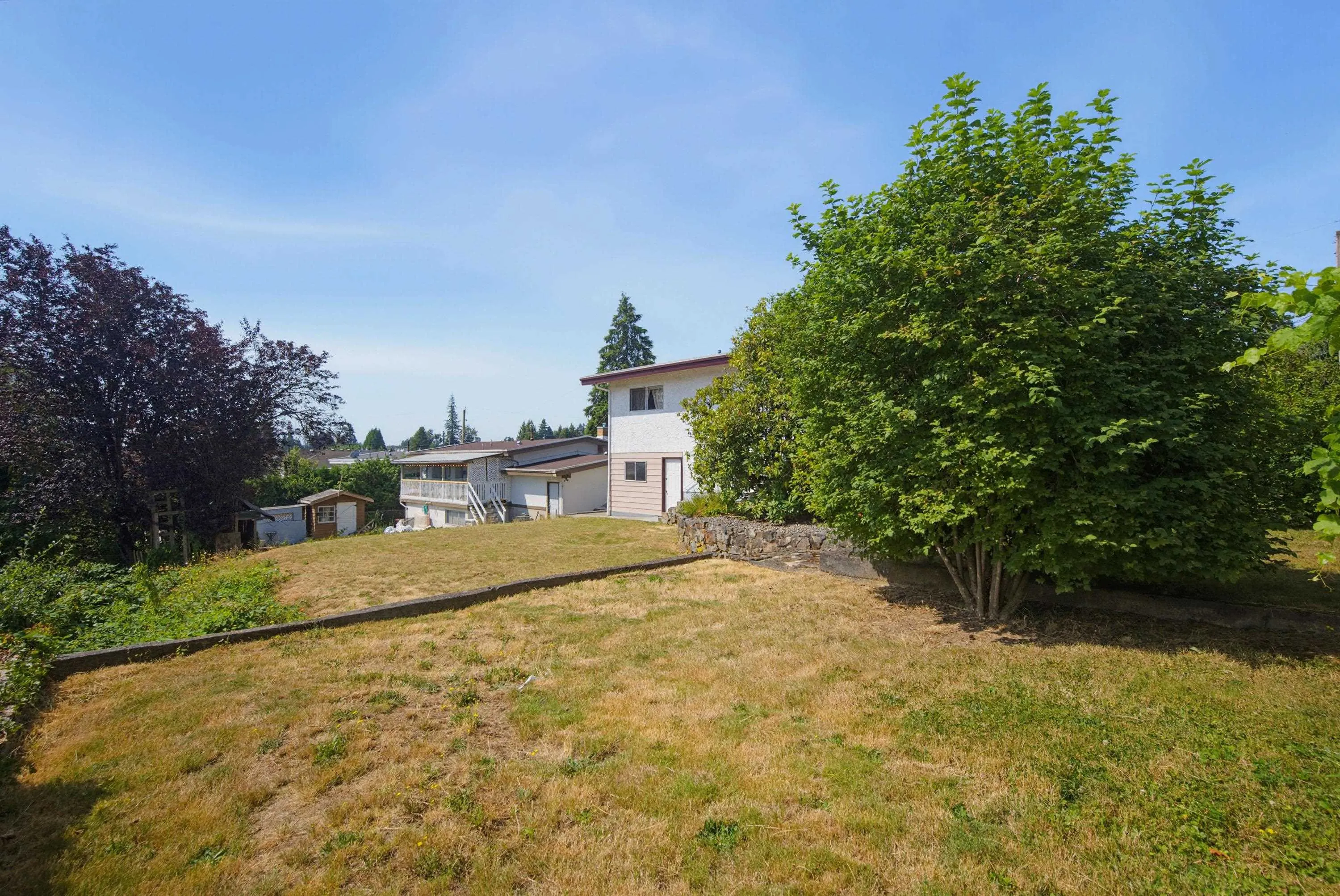 32659 Willingdon Crescent