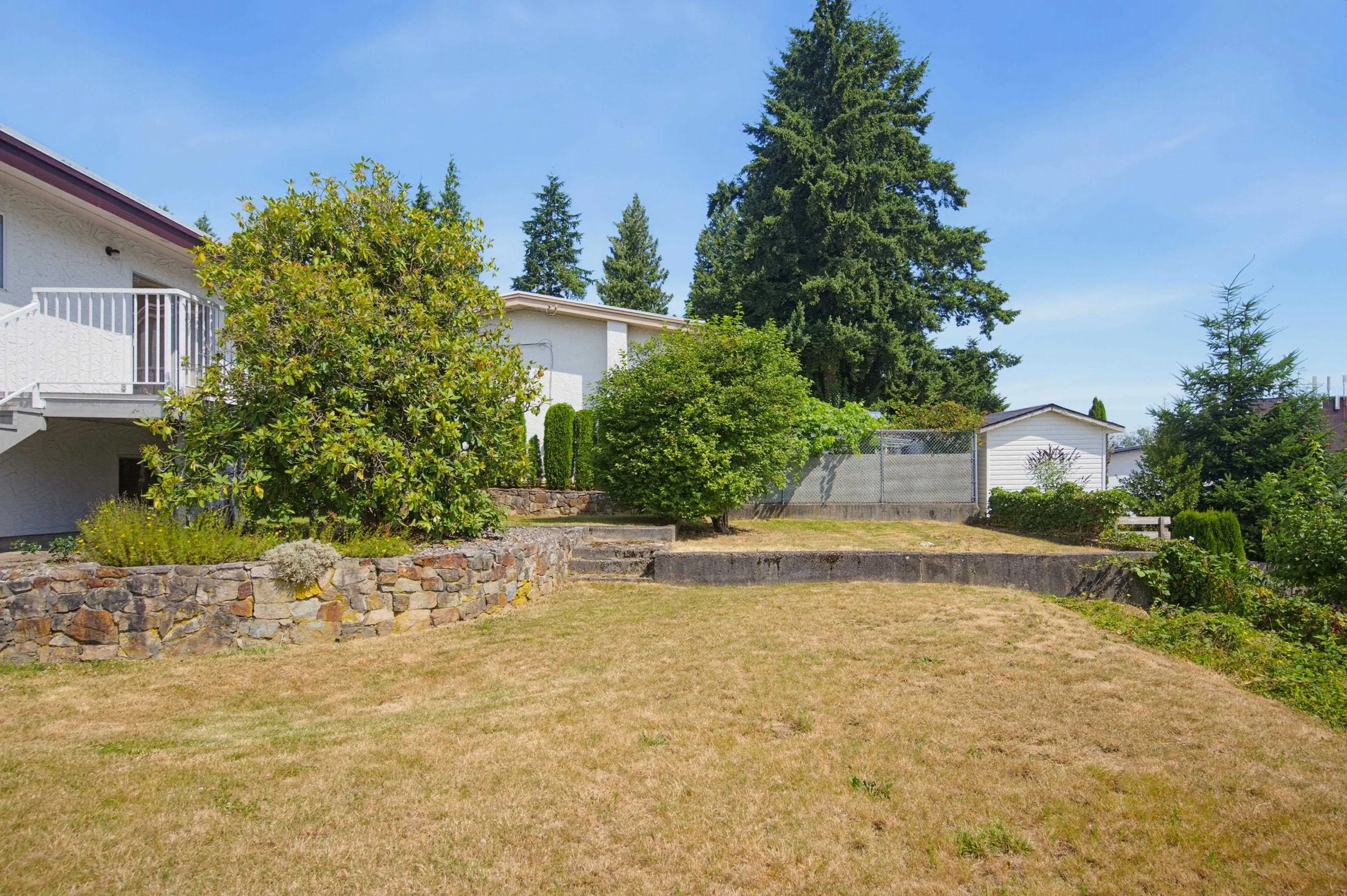 32659 Willingdon Crescent