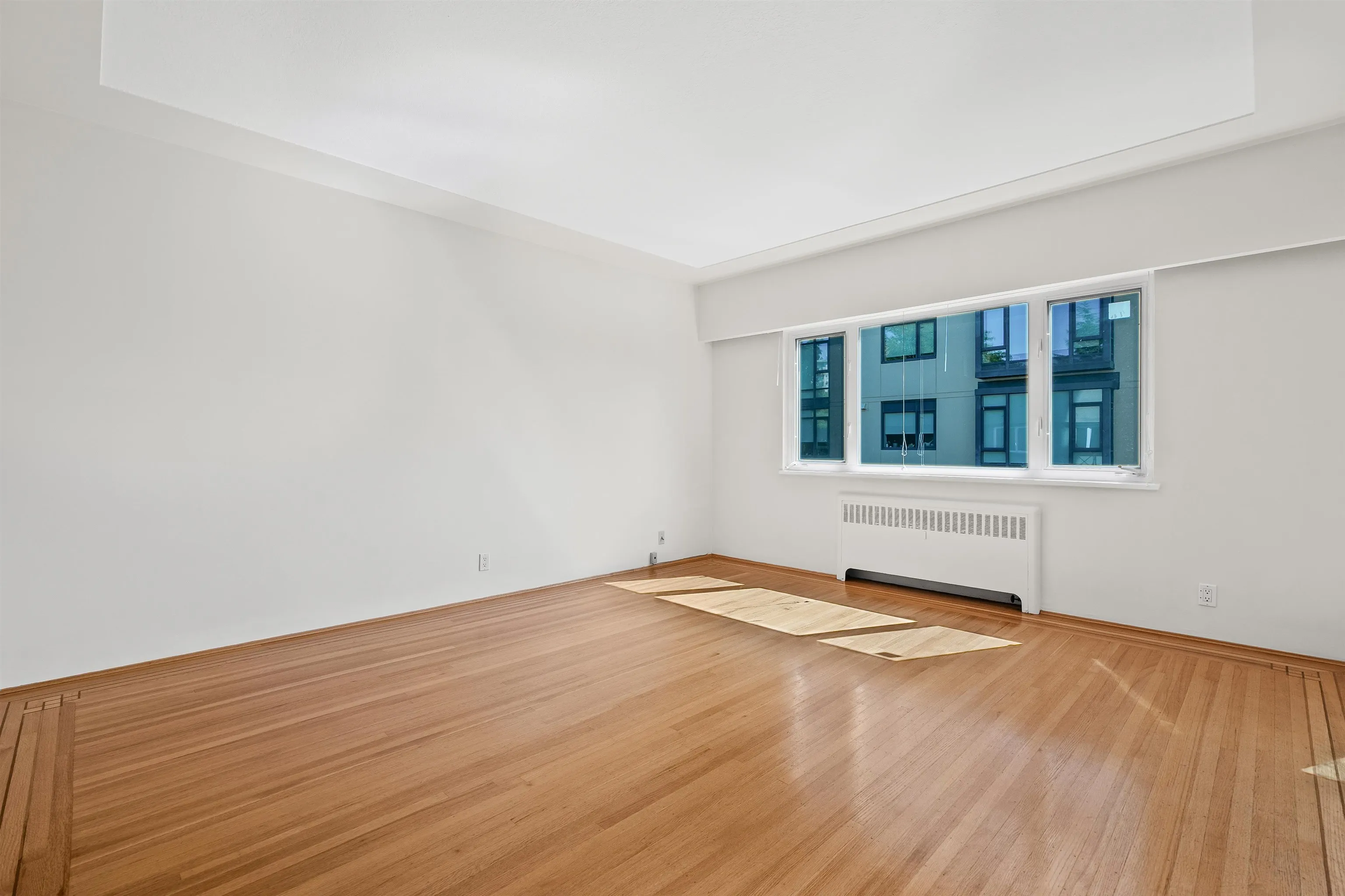 2296 W 39th Avenue #8