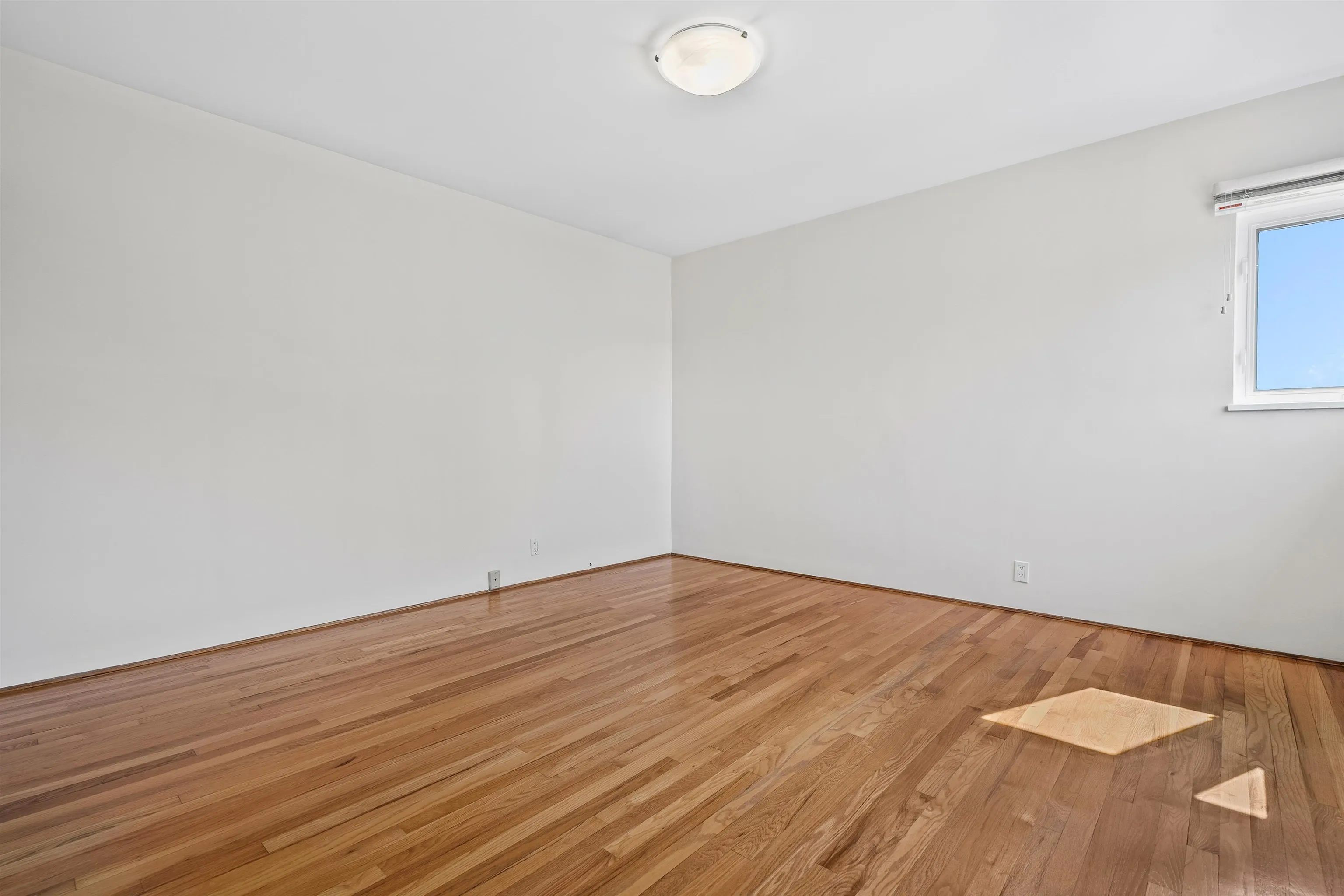 2296 W 39th Avenue #8