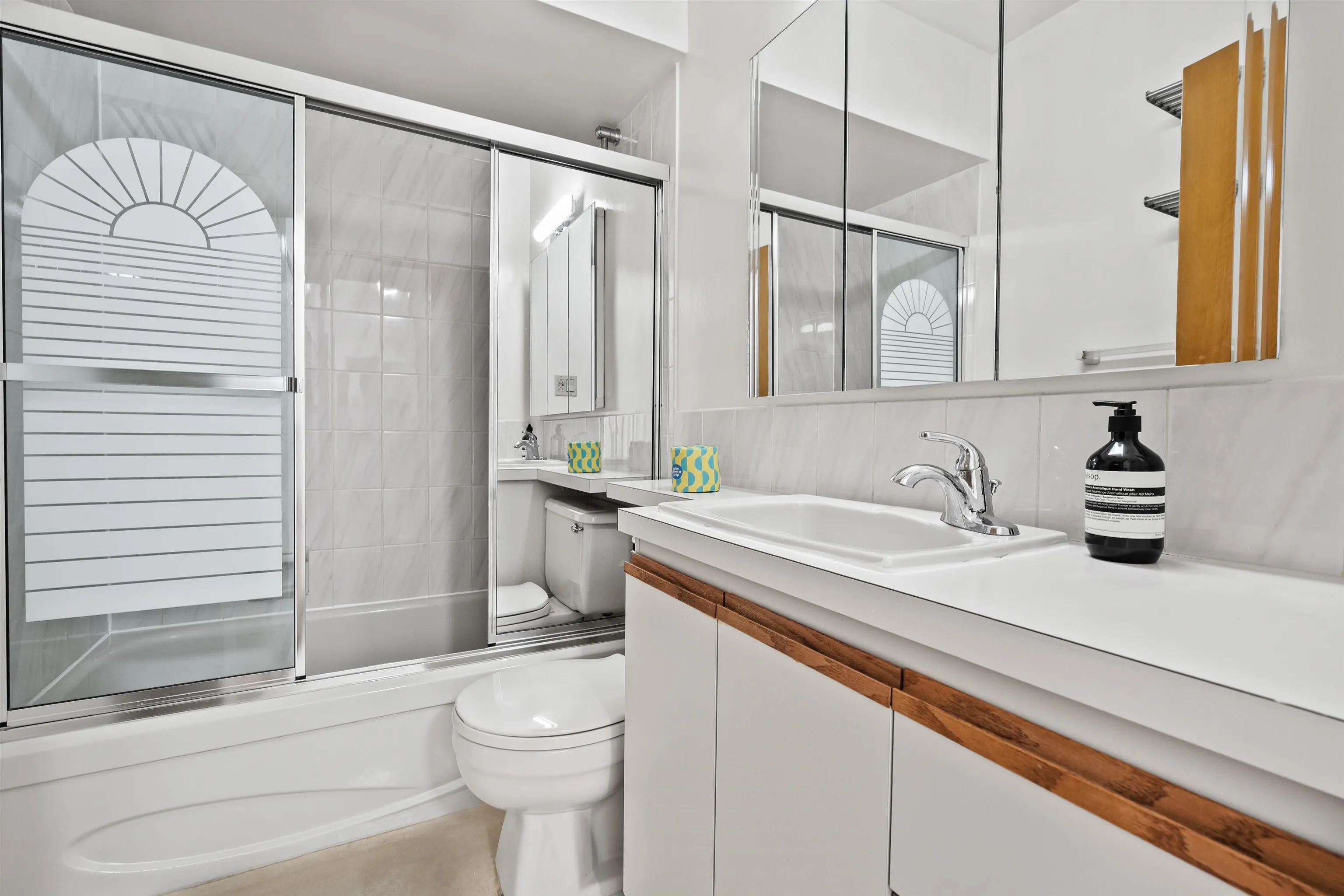 2296 W 39th Avenue #8