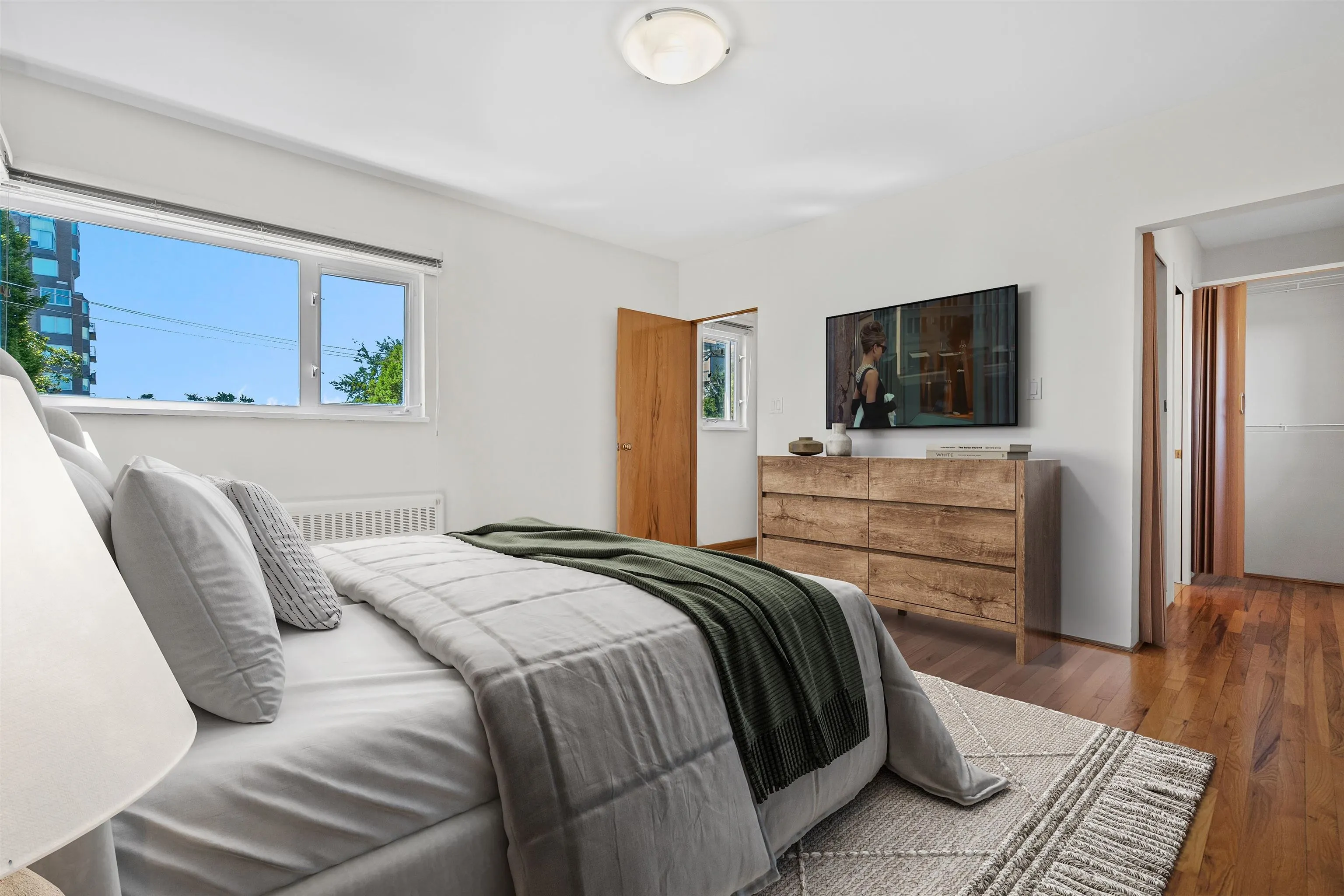 2296 W 39th Avenue #8