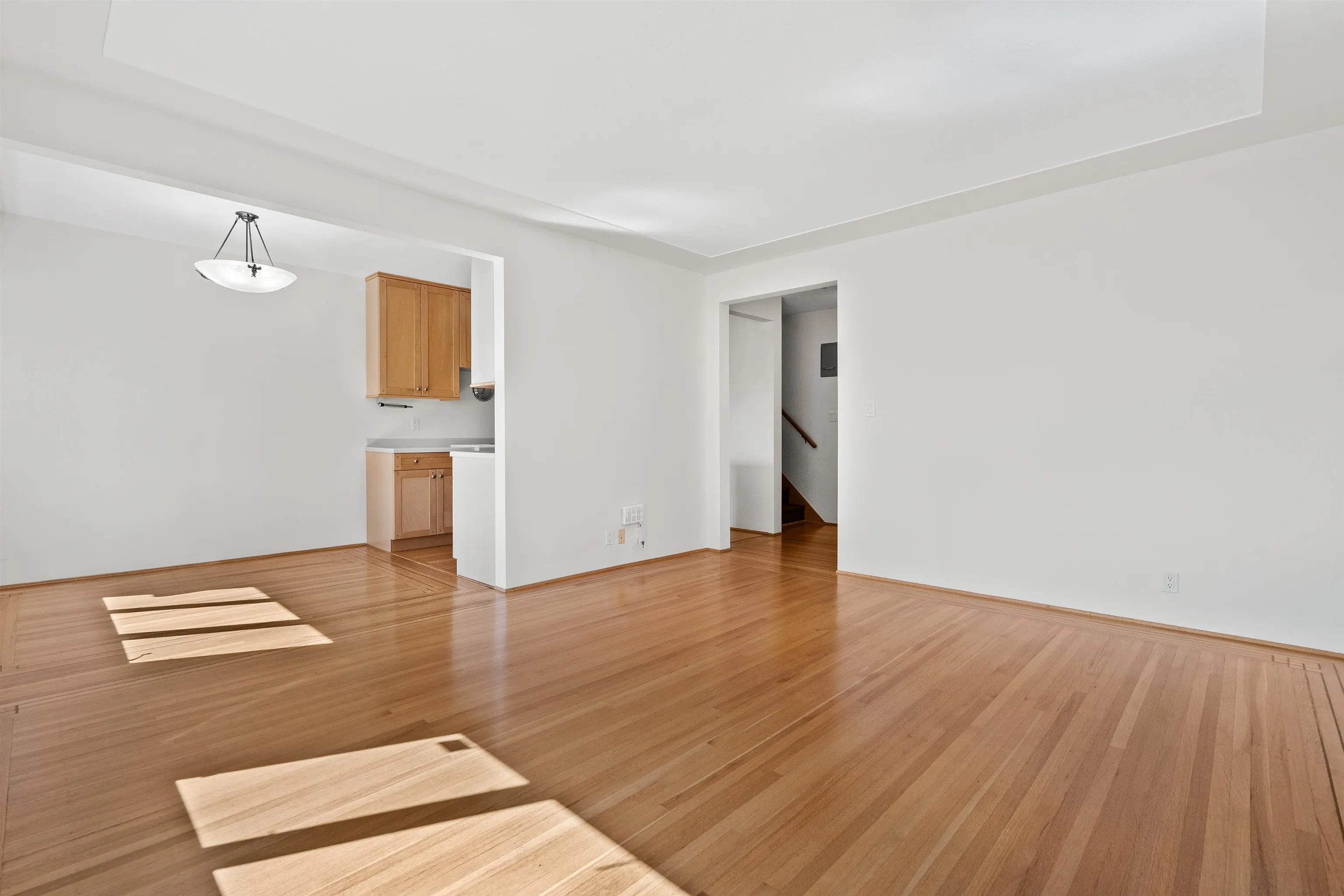 2296 W 39th Avenue #8