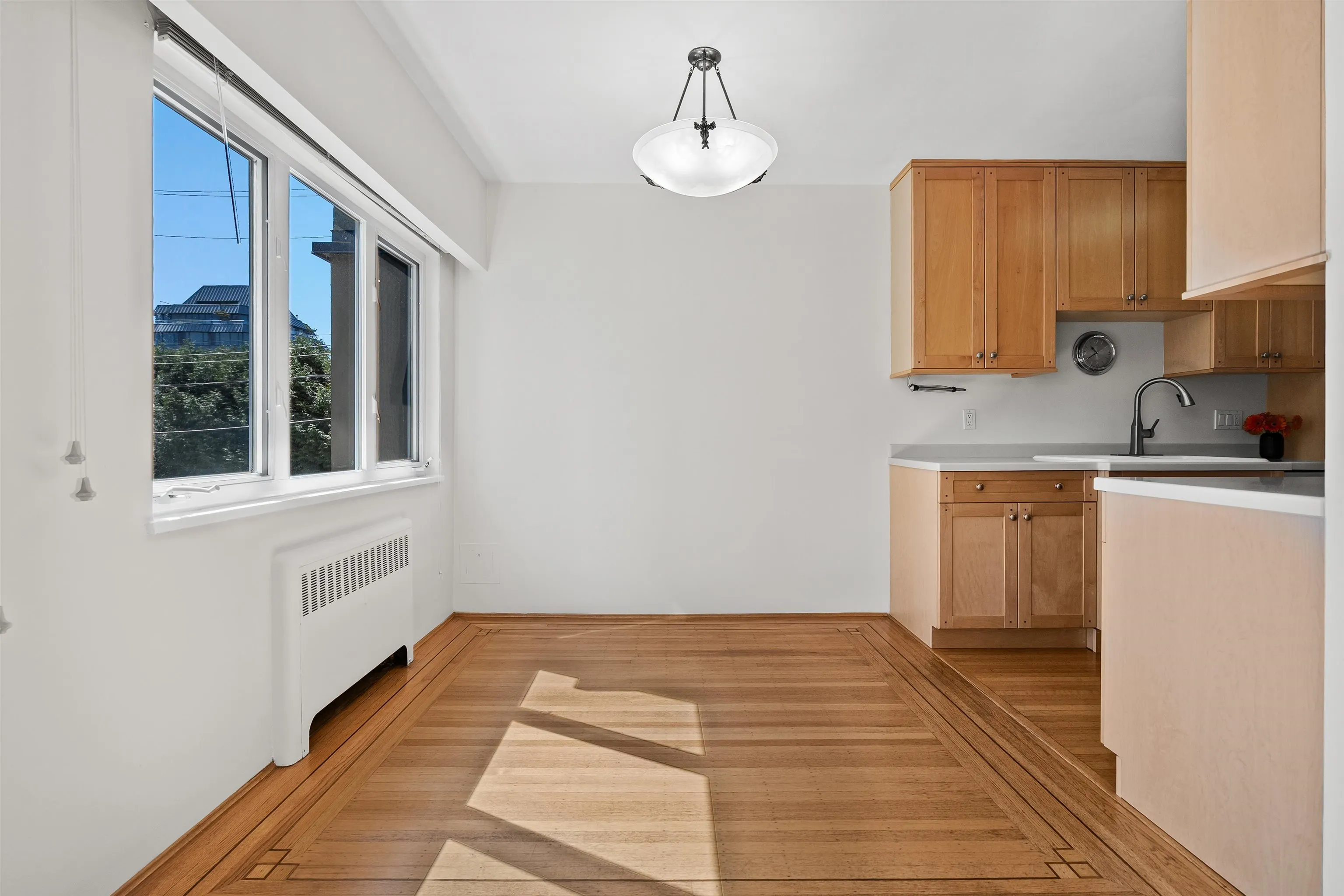 2296 W 39th Avenue #8