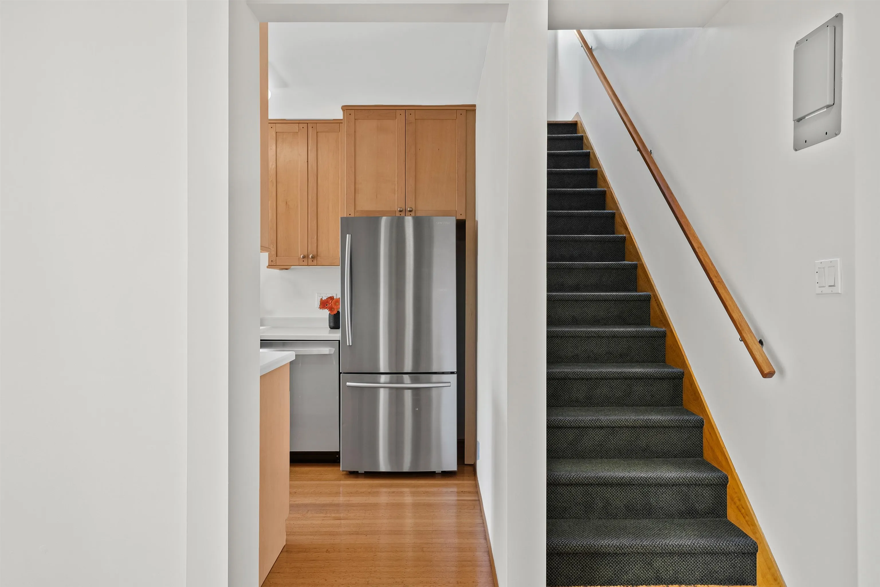 2296 W 39th Avenue #8