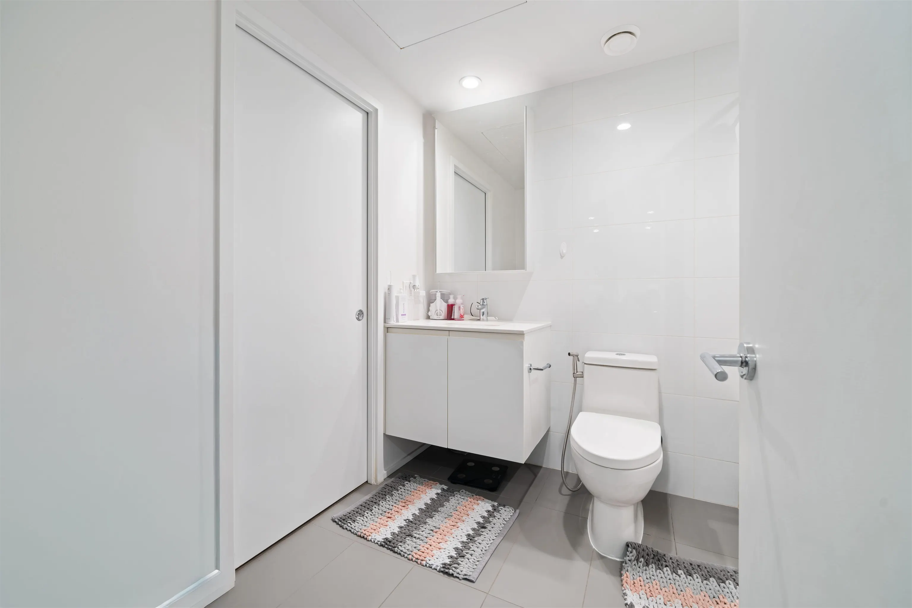 3809 Evergreen Place #202