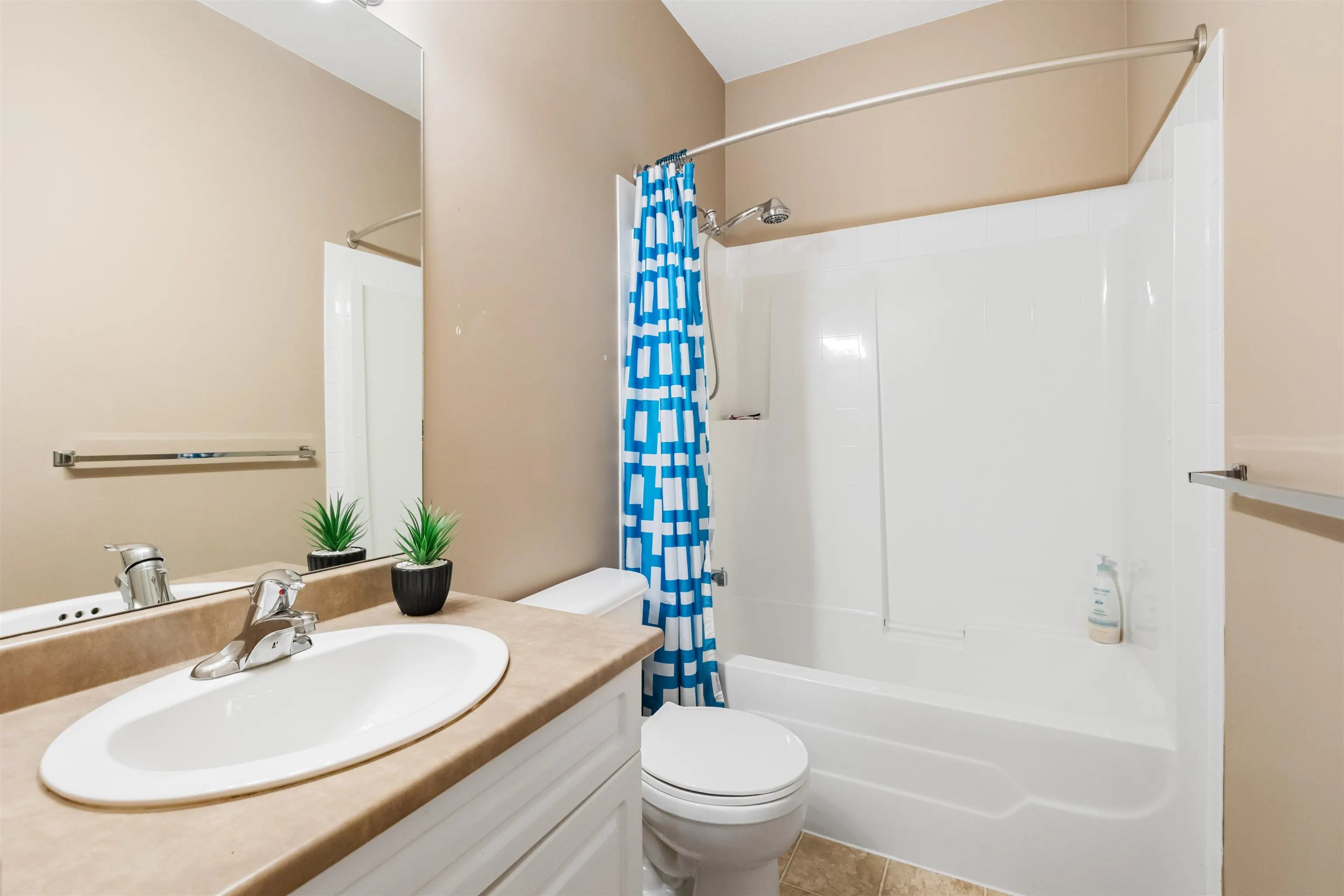 32464 E Bobcat Drive