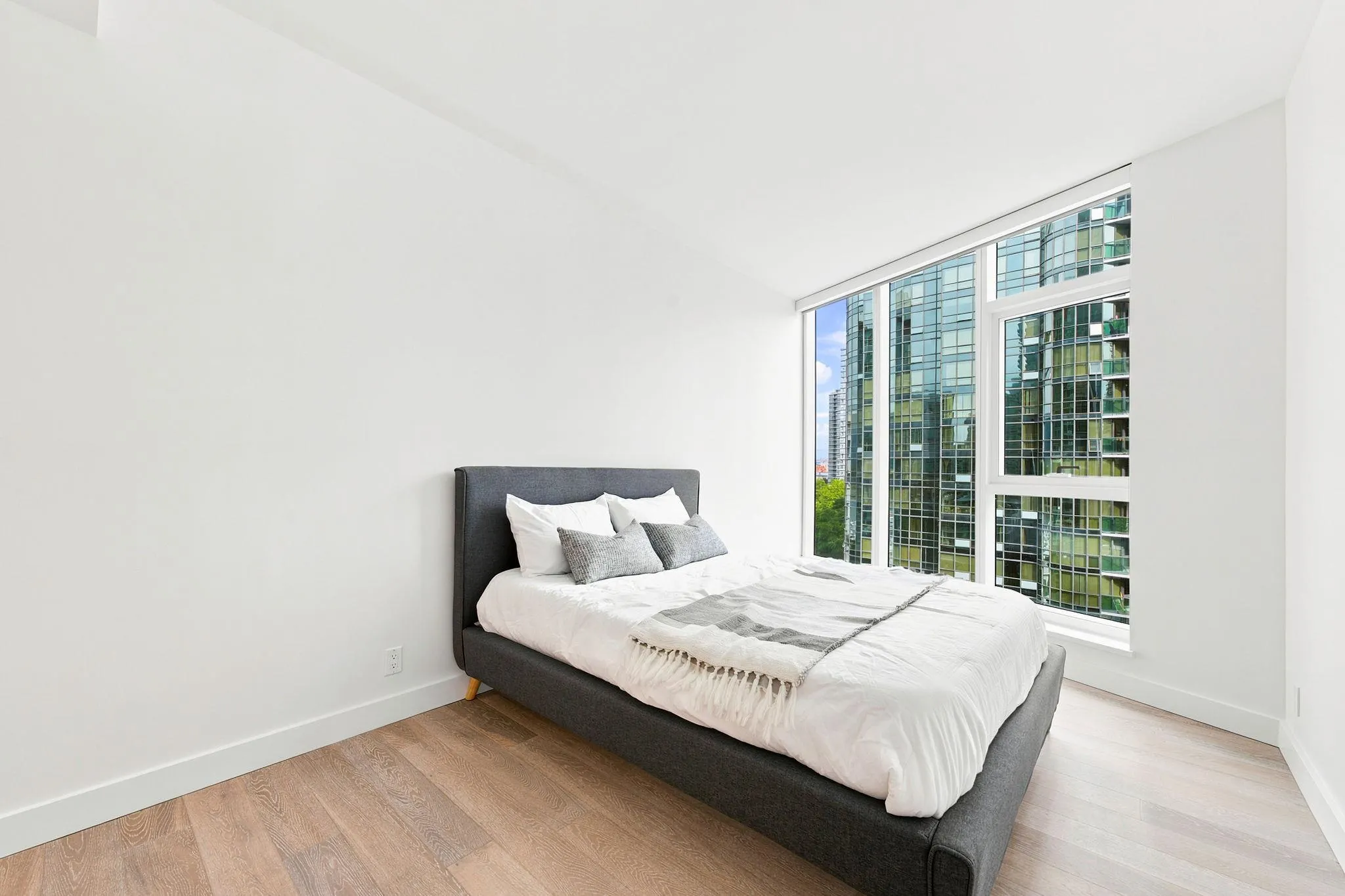 1409 W Pender Street #802
