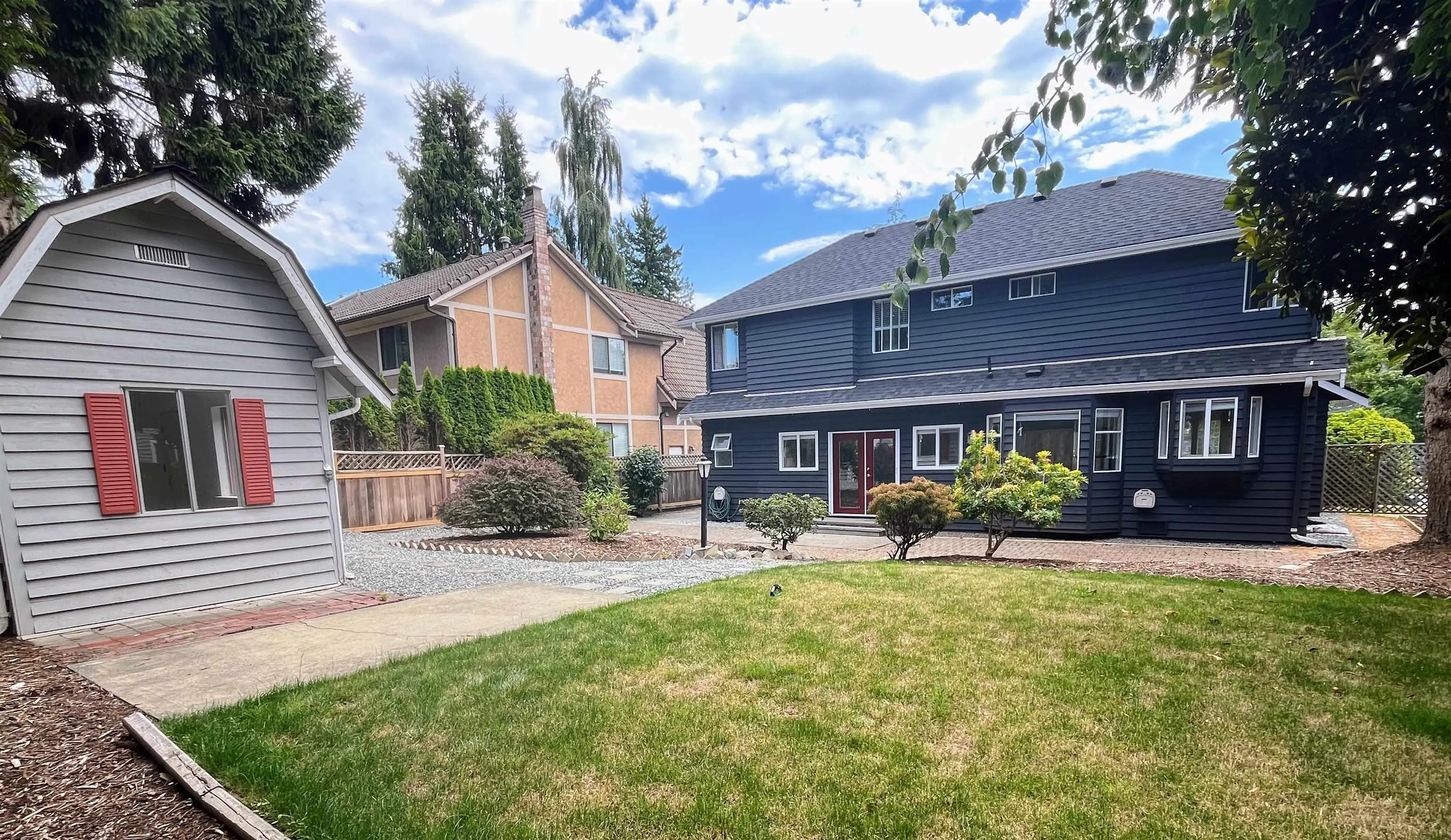 13015 Summerhill Crescent